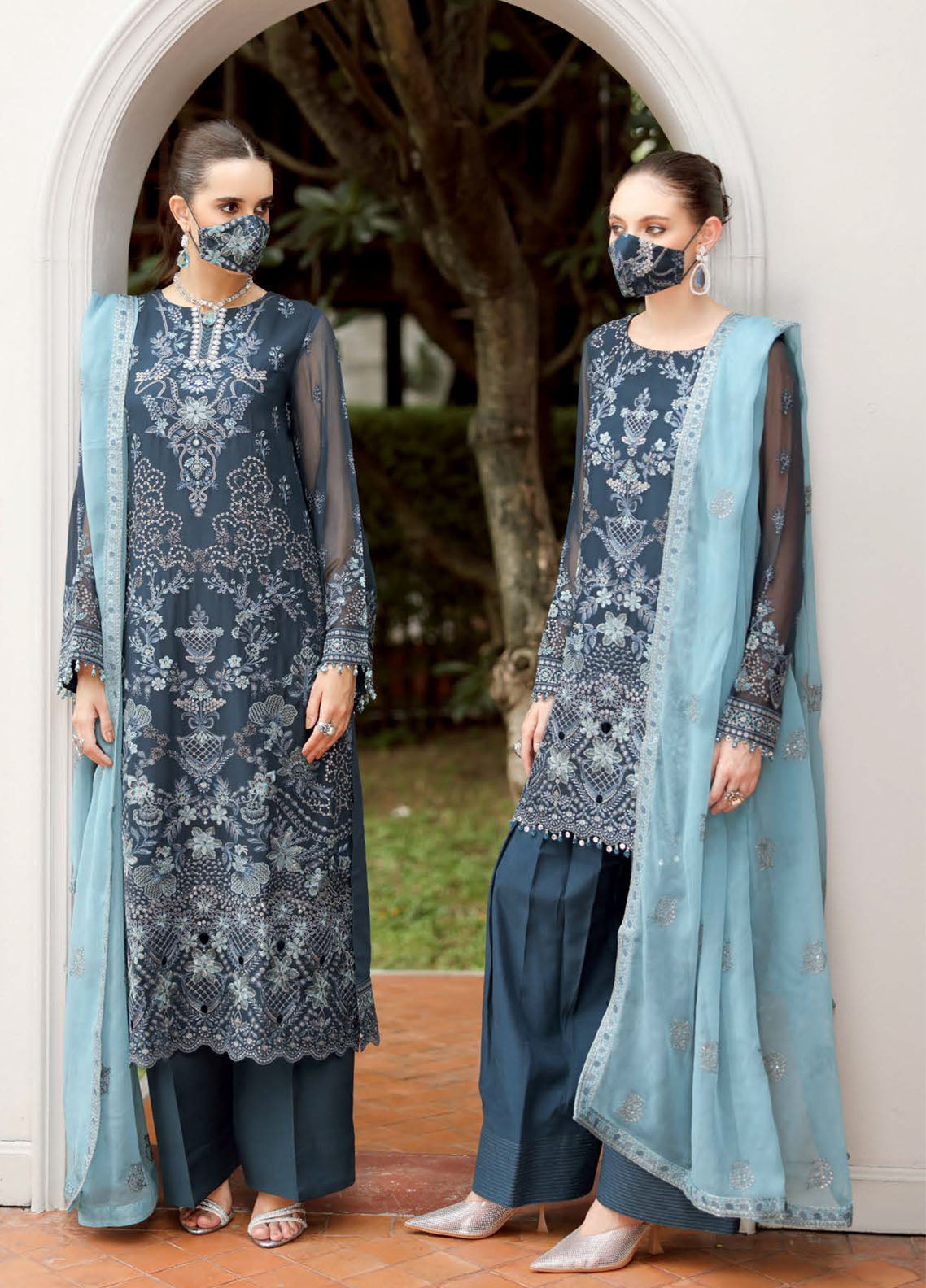 Naayab By Flossie Kuch Khas Embroidered Chiffon 3 Piece Unstitched Suit FL25NV1 D-K-108 Naayab By Flossie Kuch Khas Embroidered Chiffon 3 Piece Unstitched Suit FL25NV1 D-K-108