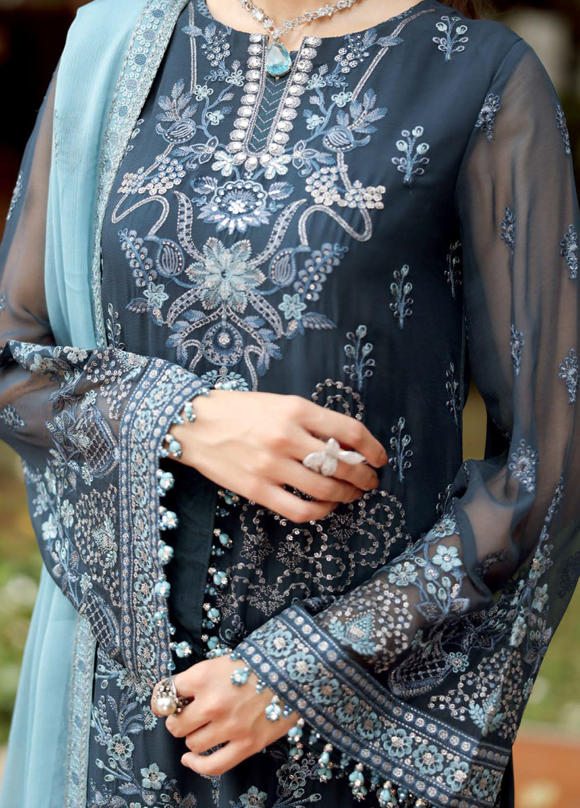 Naayab By Flossie Kuch Khas Embroidered Chiffon 3 Piece Unstitched Suit FL25NV1 D-K-108 Naayab By Flossie Kuch Khas Embroidered Chiffon 3 Piece Unstitched Suit FL25NV1 D-K-108