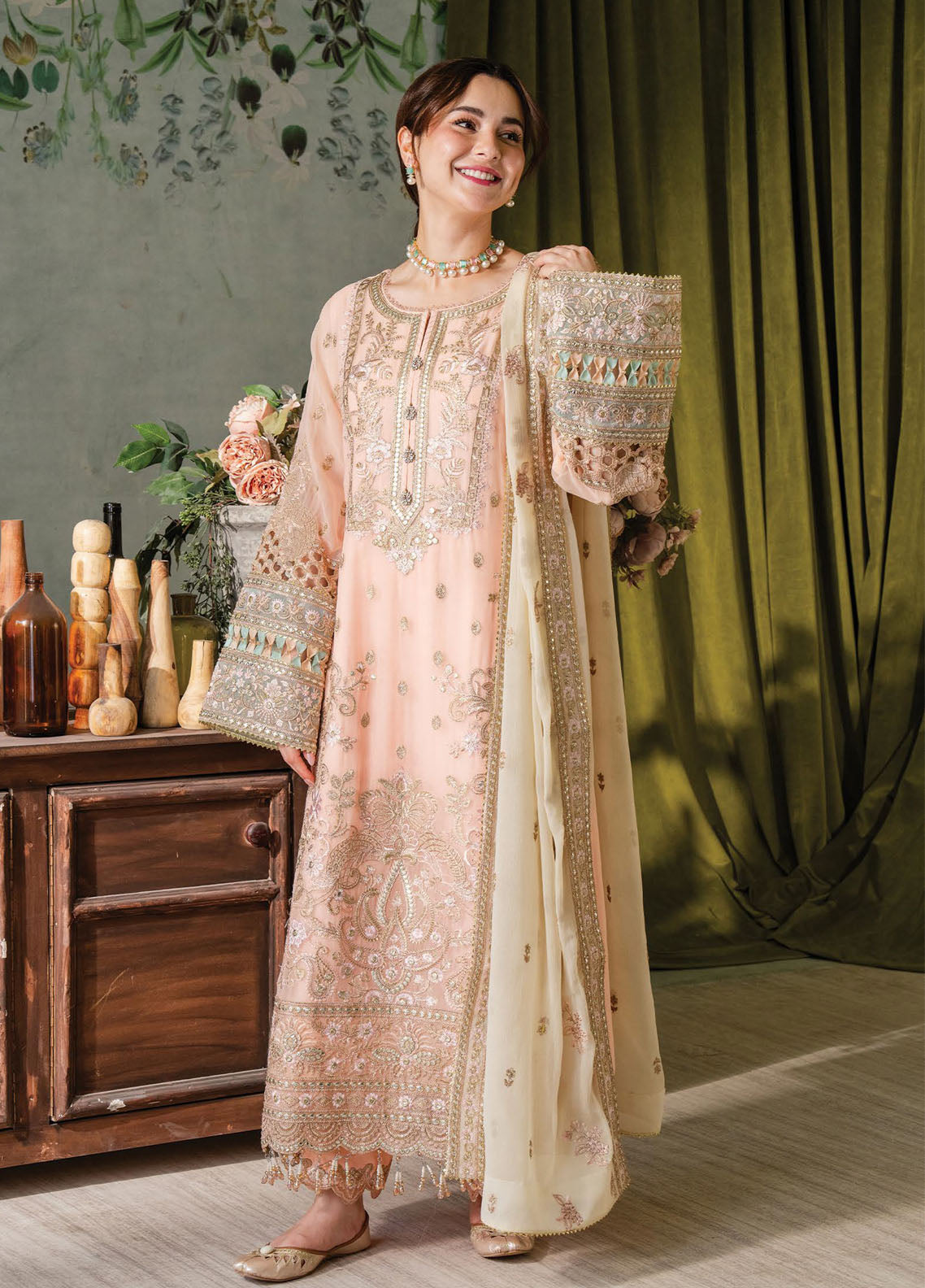 Naina By Imrozia Premium Embroidered Chiffon 3 Piece Unstitched Suit IMP24N I-193 KASHUD Naina By Imrozia Premium Embroidered Chiffon 3 Piece Unstitched Suit IMP24N I-193 KASHUD