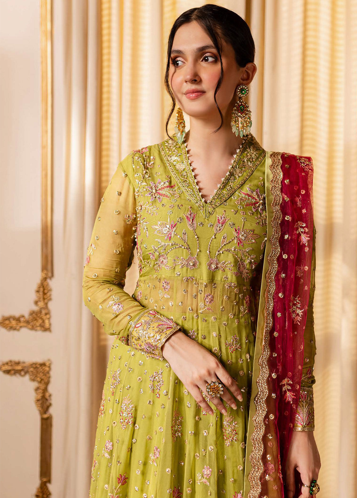 Naira By Roheenaz Embroidered Chiffon 4 Piece Unstitched Suit RNZ24N RNZ-04 INAYA Naira By Roheenaz Embroidered Chiffon 4 Piece Unstitched Suit RNZ24N RNZ-04 INAYA