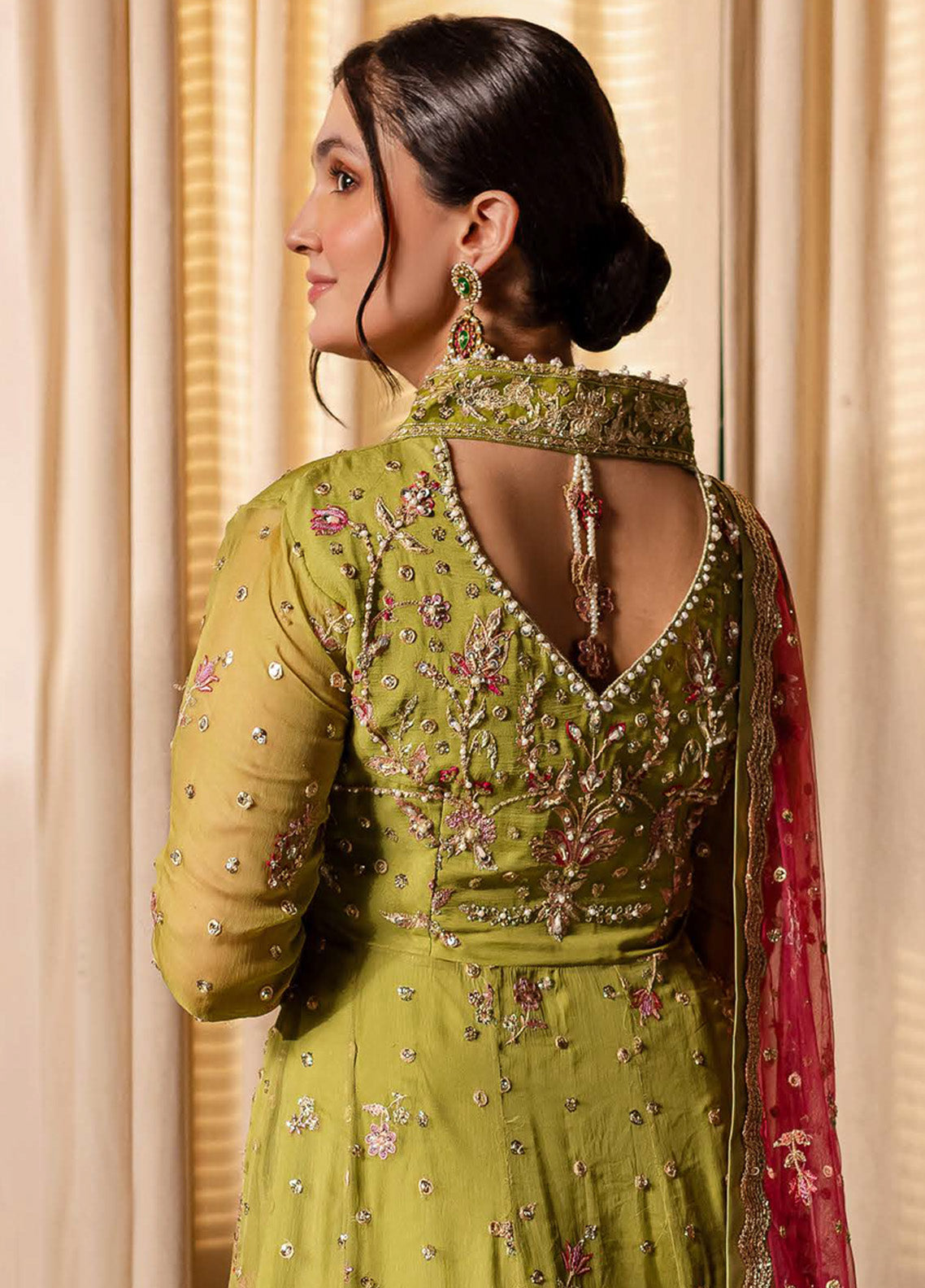 Naira By Roheenaz Embroidered Chiffon 4 Piece Unstitched Suit RNZ24N RNZ-04 INAYA Naira By Roheenaz Embroidered Chiffon 4 Piece Unstitched Suit RNZ24N RNZ-04 INAYA