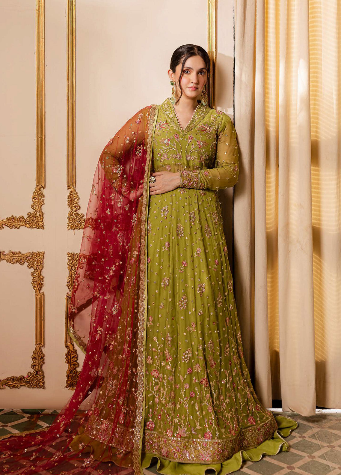 Naira By Roheenaz Embroidered Chiffon 4 Piece Unstitched Suit RNZ24N RNZ-04 INAYA Naira By Roheenaz Embroidered Chiffon 4 Piece Unstitched Suit RNZ24N RNZ-04 INAYA