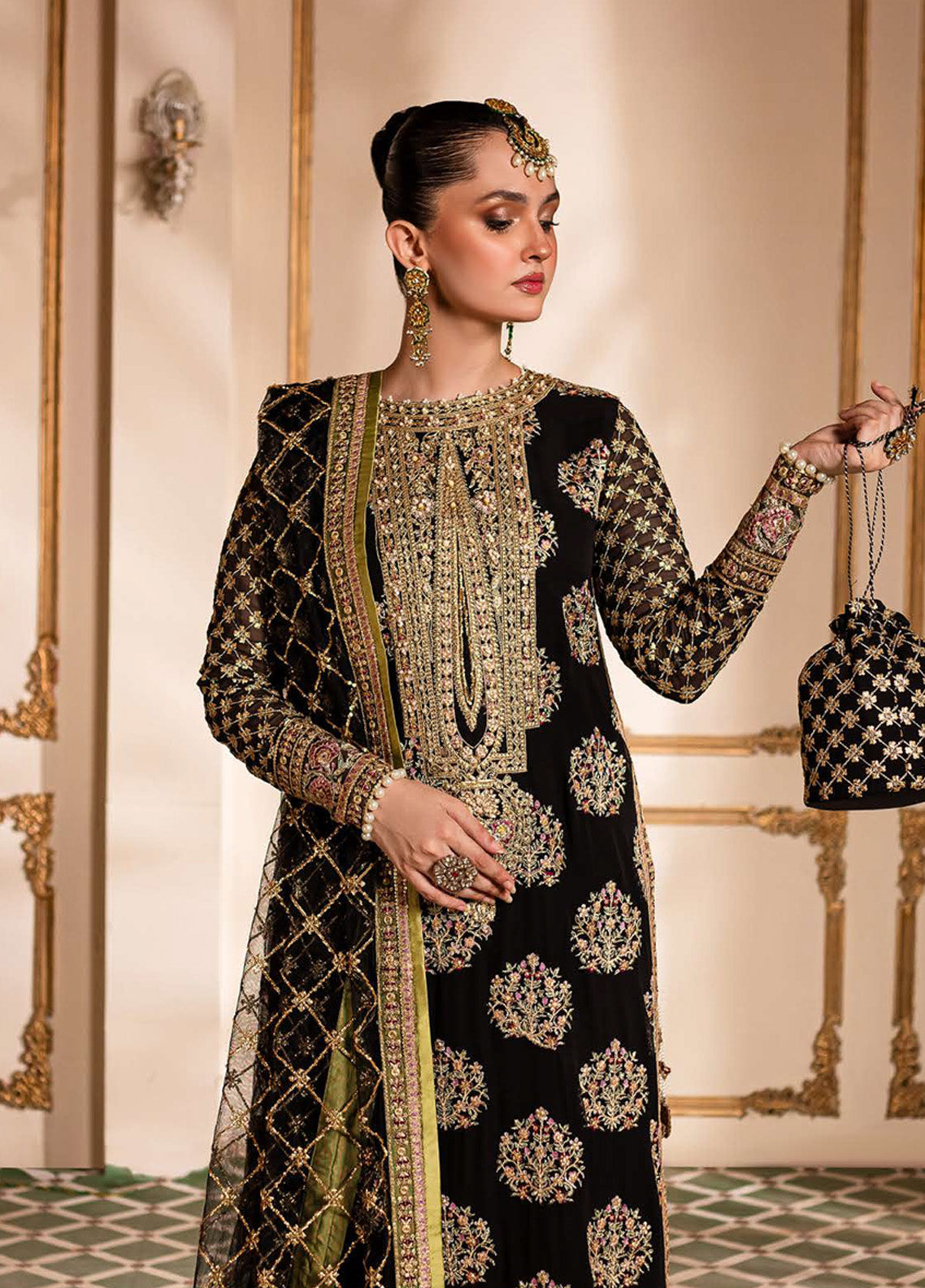 Naira By Roheenaz Embroidered Organza 4 Piece Unstitched Suit RNZ24N RNZ-03 TALIYA Naira By Roheenaz Embroidered Organza 4 Piece Unstitched Suit RNZ24N RNZ-03 TALIYA