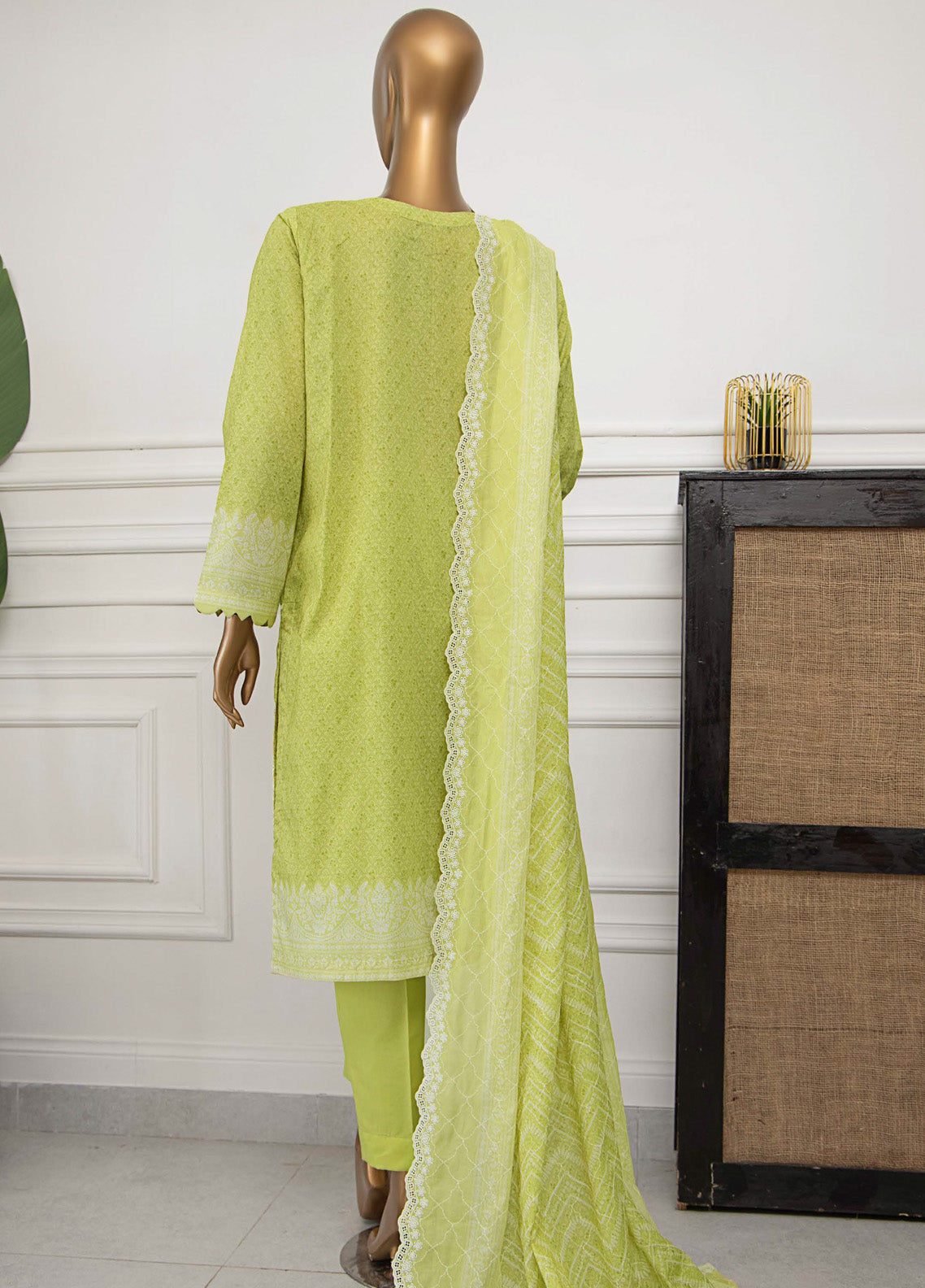 Nakshkari By HZ Textile Embroidered lawn 3 Piece Unstitched Suit HZ25NE NKE-960 Nakshkari By HZ Textile Embroidered lawn 3 Piece Unstitched Suit HZ25NE NKE-960