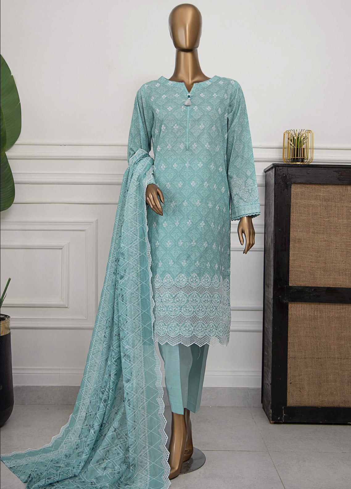 Nakshkari By HZ Textile Embroidered lawn 3 Piece Unstitched Suit HZ25NE NKE-965 Nakshkari By HZ Textile Embroidered lawn 3 Piece Unstitched Suit HZ25NE NKE-965