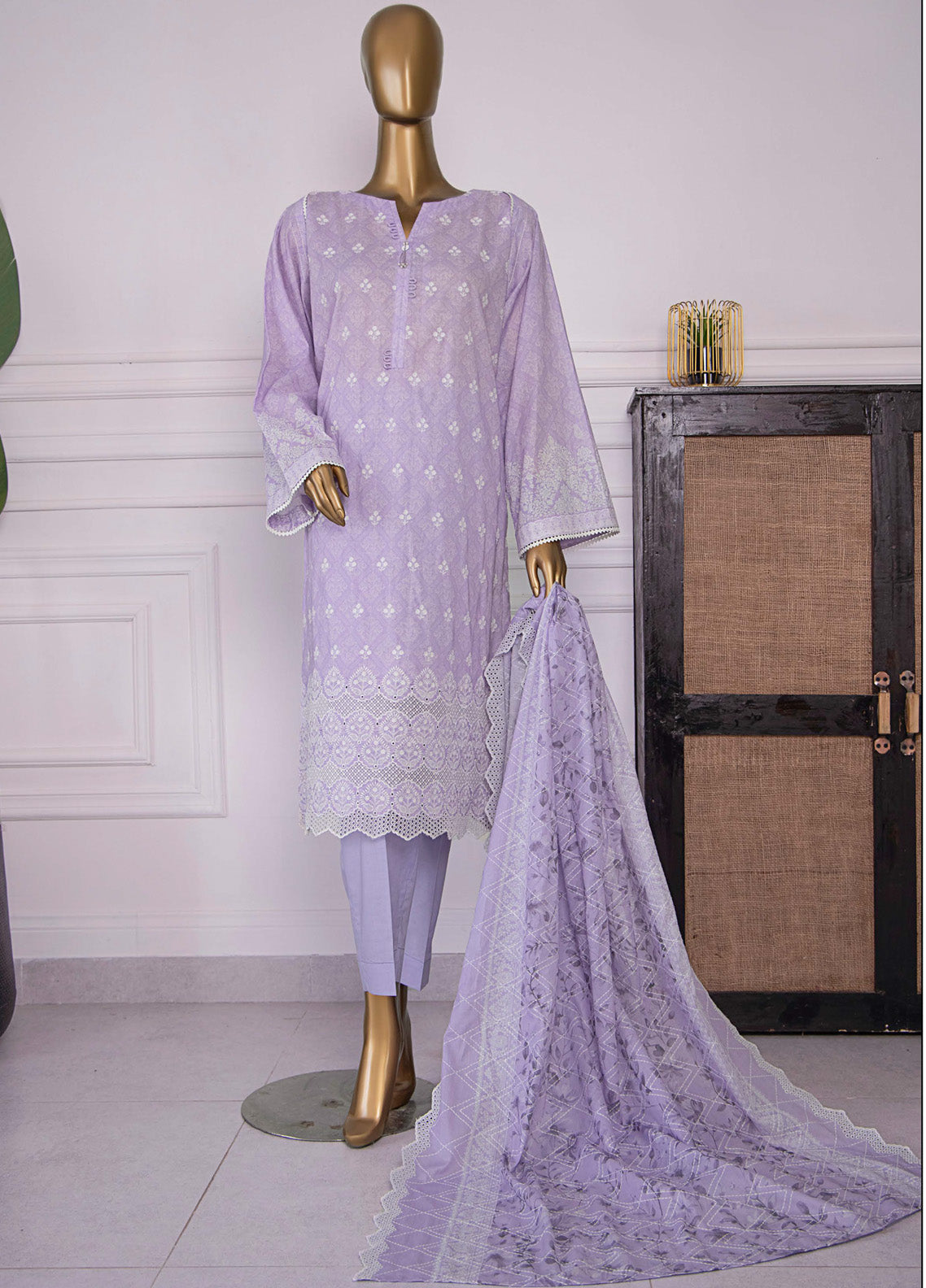 Nakshkari By HZ Textile Embroidered lawn 3 Piece Unstitched Suit HZ25NE NKE-966 Nakshkari By HZ Textile Embroidered lawn 3 Piece Unstitched Suit HZ25NE NKE-966