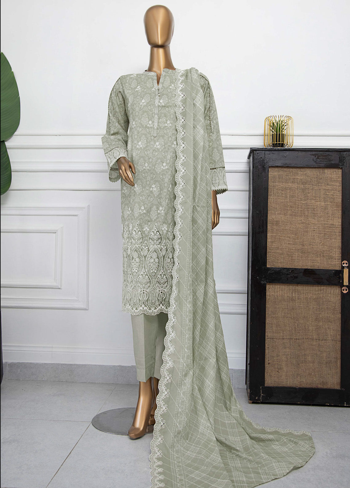 Nakshkari By HZ Textile Embroidered lawn 3 Piece Unstitched Suit HZ25NE NKE-968 Nakshkari By HZ Textile Embroidered lawn 3 Piece Unstitched Suit HZ25NE NKE-968