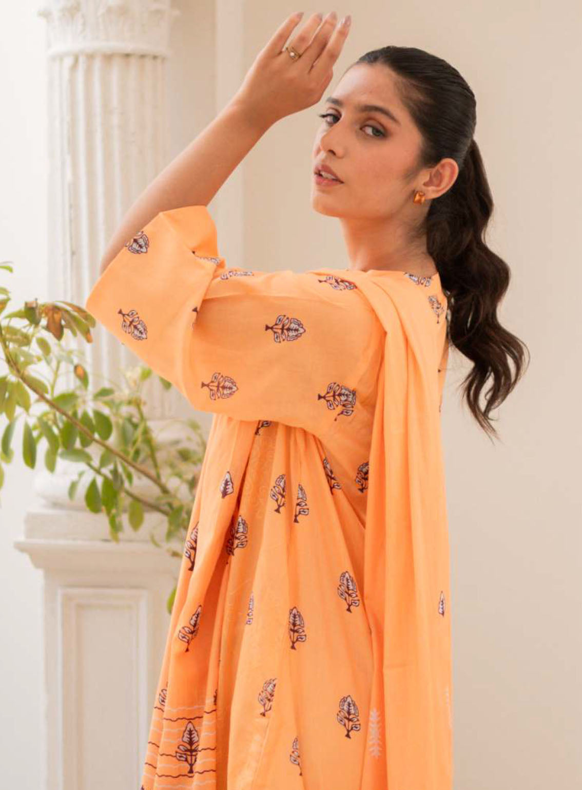 Naqsh By Rashid Textile Embroidered Lawn 3 Piece Unstitched Suit RT24NEL D-8481 Naqsh By Rashid Textile Embroidered Lawn 3 Piece Unstitched Suit RT24NEL D-8481