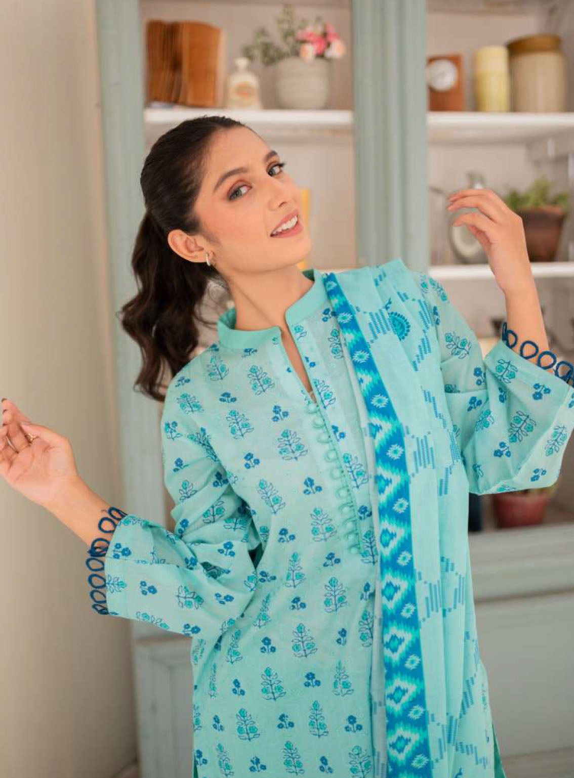 Naqsh By Rashid Textile Embroidered Lawn 3 Piece Unstitched Suit RT24NEL D-8482 Naqsh By Rashid Textile Embroidered Lawn 3 Piece Unstitched Suit RT24NEL D-8482