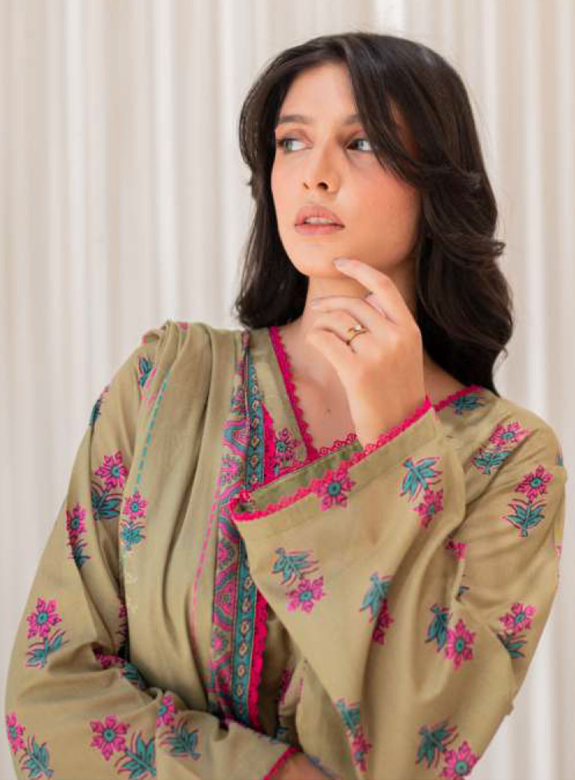 Naqsh By Rashid Textile Embroidered Lawn 3 Piece Unstitched Suit RT24NEL D-8484 Naqsh By Rashid Textile Embroidered Lawn 3 Piece Unstitched Suit RT24NEL D-8484