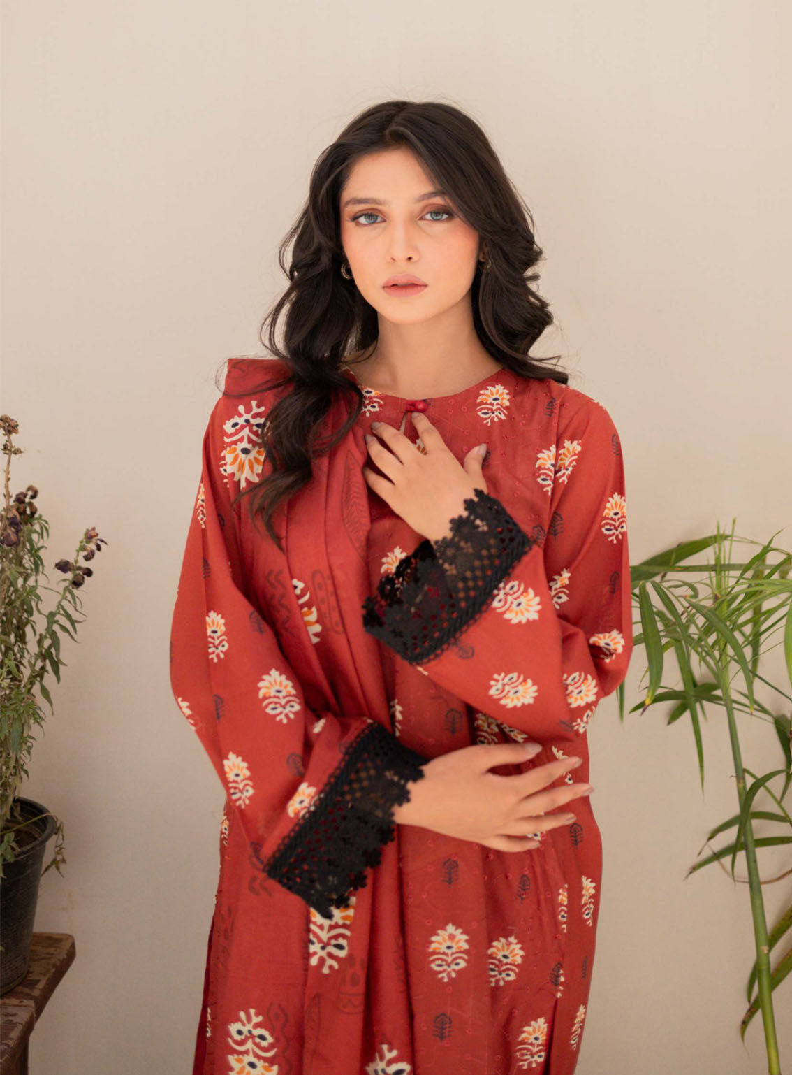 Naqsh By Rashid Textile Embroidered Lawn 3 Piece Unstitched Suit RT24NEL D-8485 Naqsh By Rashid Textile Embroidered Lawn 3 Piece Unstitched Suit RT24NEL D-8485