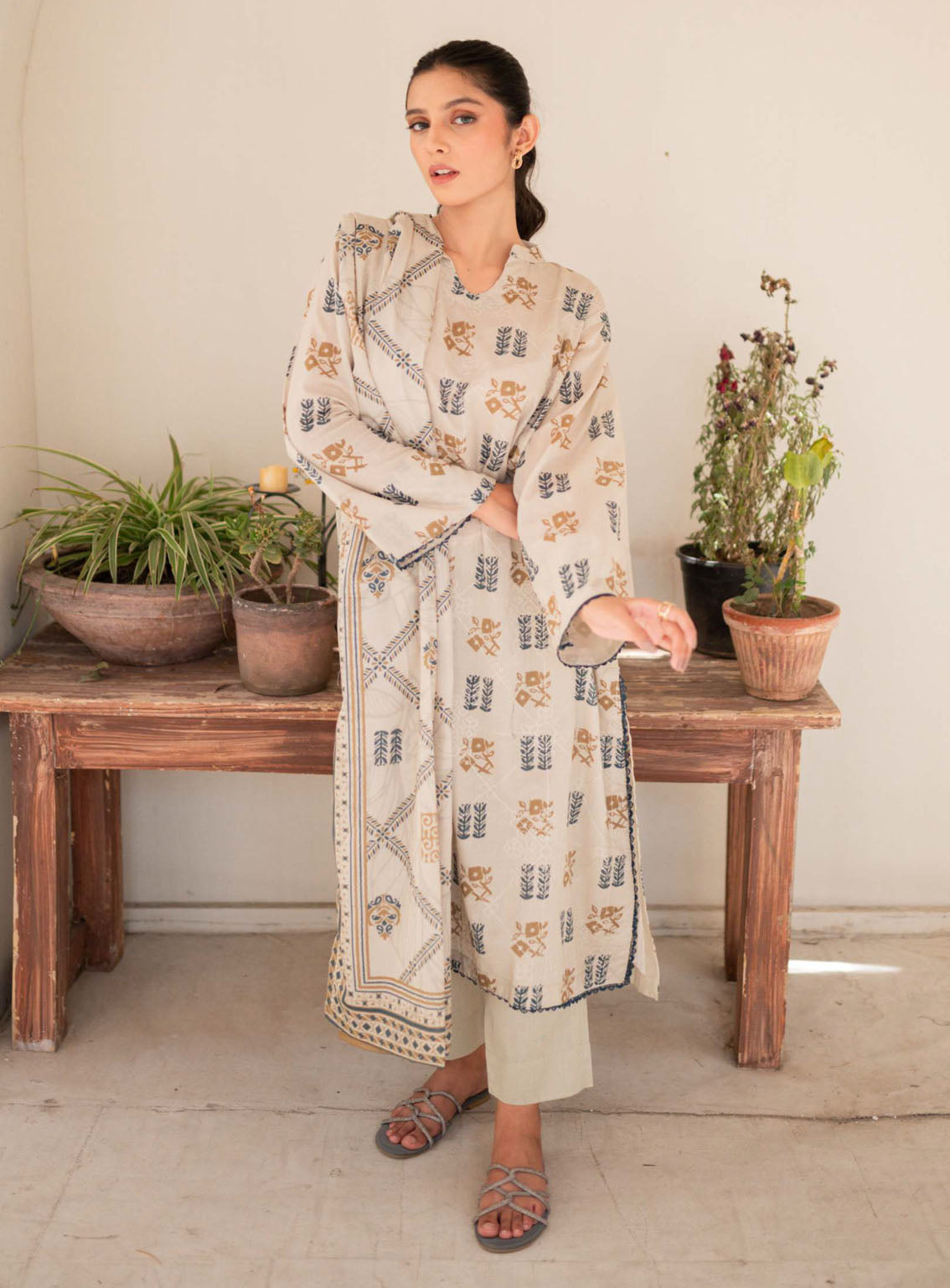 Naqsh By Rashid Textile Embroidered Lawn 3 Piece Unstitched Suit RT24NEL D-8486 Naqsh By Rashid Textile Embroidered Lawn 3 Piece Unstitched Suit RT24NEL D-8486
