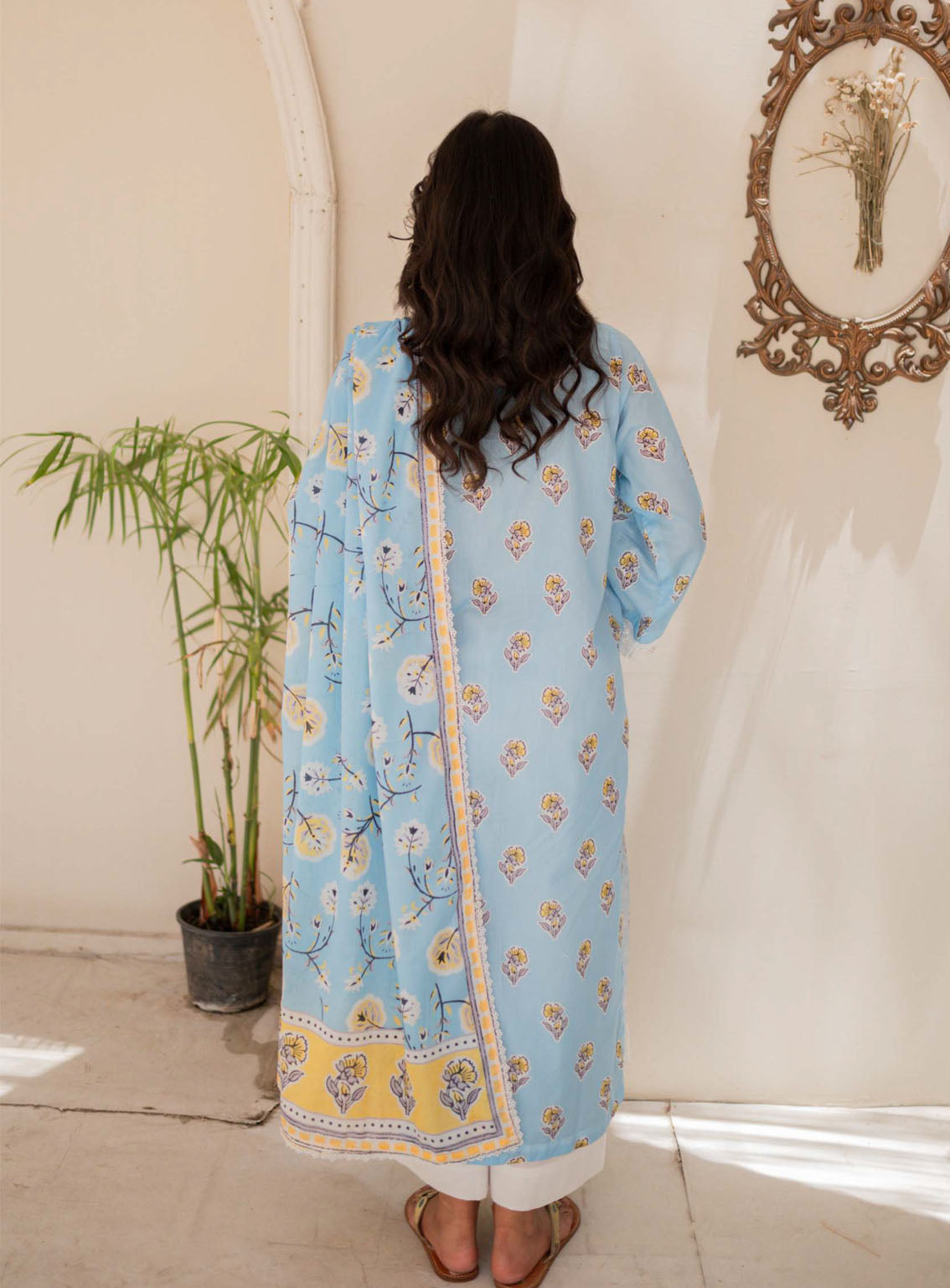 Naqsh By Rashid Textile Embroidered Lawn 3 Piece Unstitched Suit RT24NEL D-8487 Naqsh By Rashid Textile Embroidered Lawn 3 Piece Unstitched Suit RT24NEL D-8487
