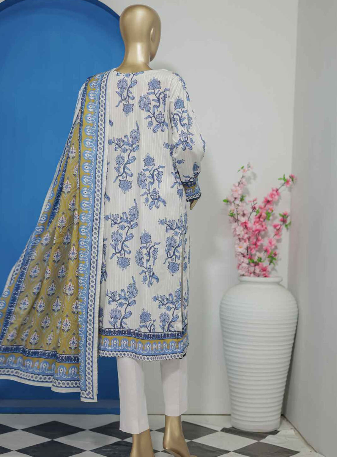 Nayab By HZ Textile Digital Printed Doriya Lawn 3 Piece Unstitched Suit HZ24ND NPD-67 Nayab By HZ Textile Digital Printed Doriya Lawn 3 Piece Unstitched Suit HZ24ND NPD-67