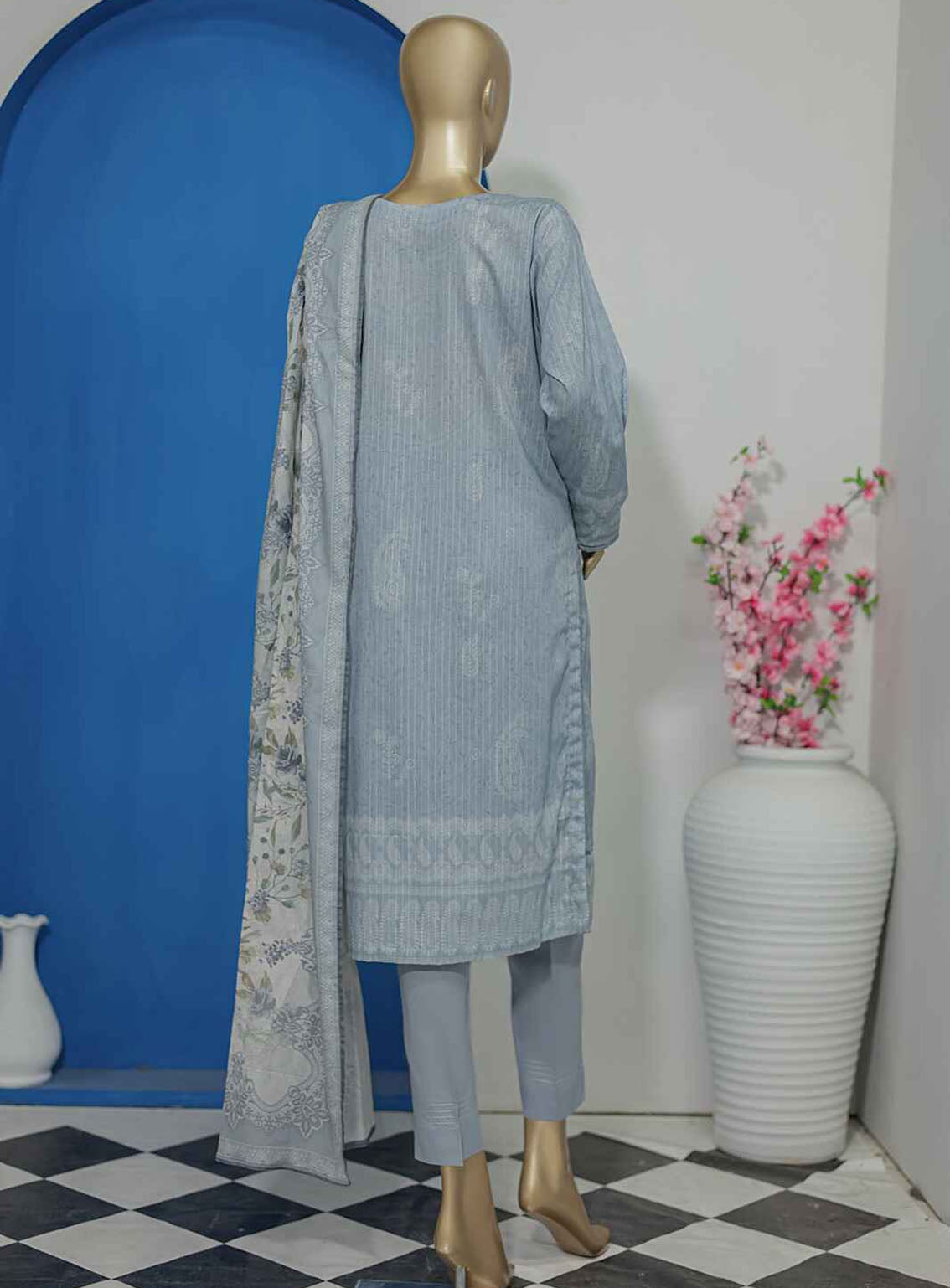 Nayab By HZ Textile Digital Printed Doriya Lawn 3 Piece Unstitched Suit HZ24ND NPD-82 Nayab By HZ Textile Digital Printed Doriya Lawn 3 Piece Unstitched Suit HZ24ND NPD-82