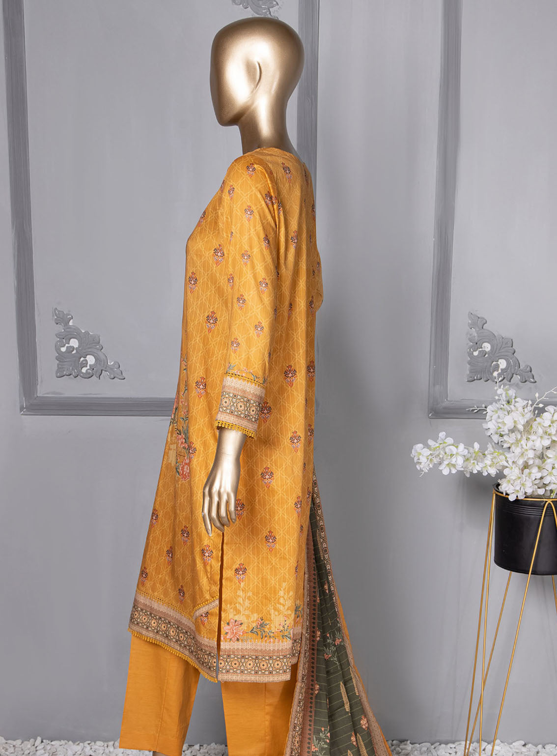 Nayab By HZ Textile Digital Printed Doriya Lawn 3 Piece Unstitched Suit HZ24NDV2 NPD-05 Nayab By HZ Textile Digital Printed Doriya Lawn 3 Piece Unstitched Suit HZ24NDV2 NPD-05
