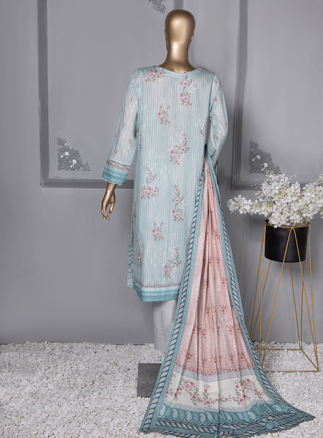 Nayab By HZ Textile Digital Printed Doriya Lawn 3 Piece Unstitched Suit HZ24NDV2 NPD-06 Nayab By HZ Textile Digital Printed Doriya Lawn 3 Piece Unstitched Suit HZ24NDV2 NPD-06
