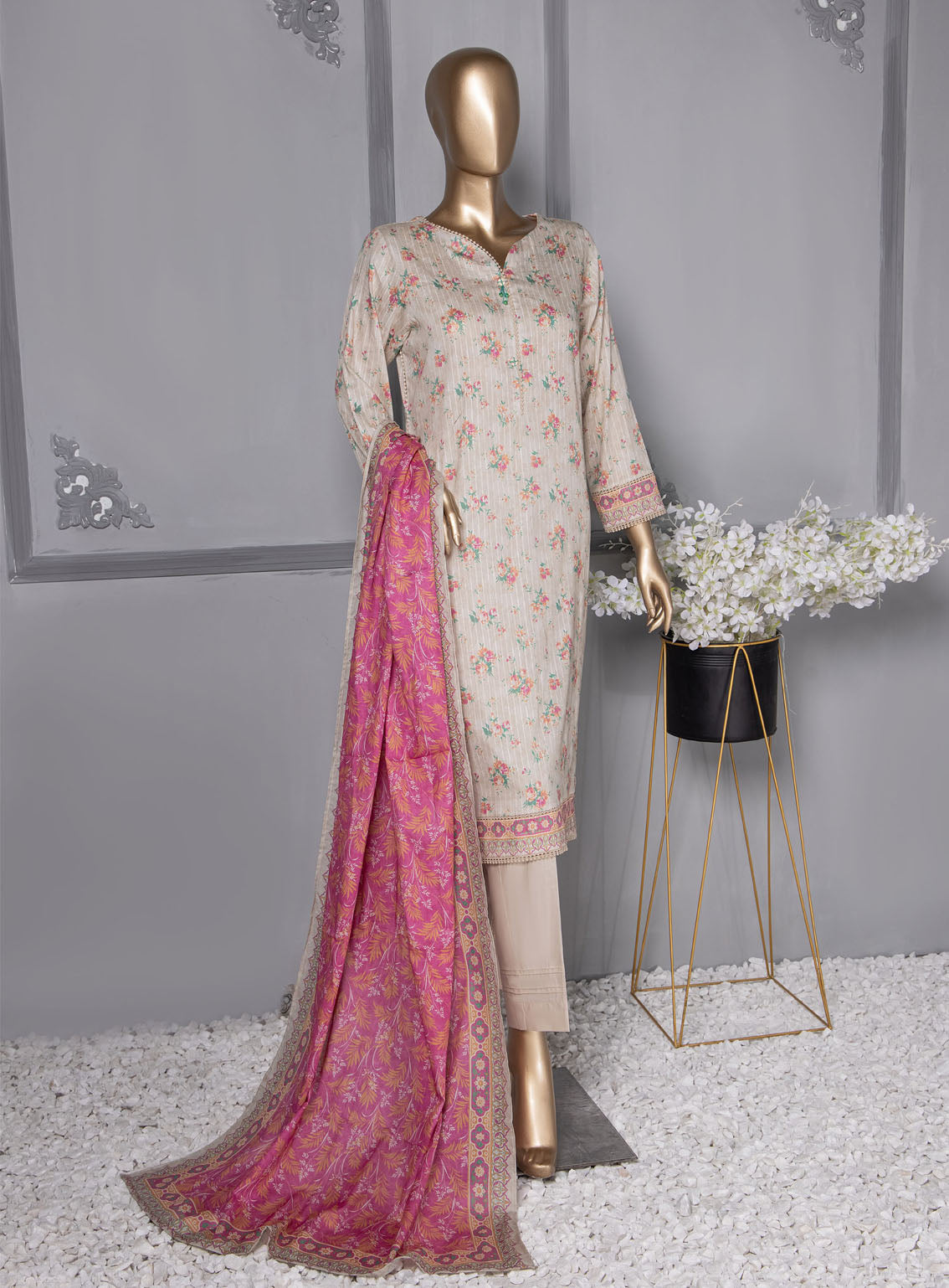 Nayab By HZ Textile Digital Printed Doriya Lawn 3 Piece Unstitched Suit HZ24NDV2 NPD-83 Nayab By HZ Textile Digital Printed Doriya Lawn 3 Piece Unstitched Suit HZ24NDV2 NPD-83