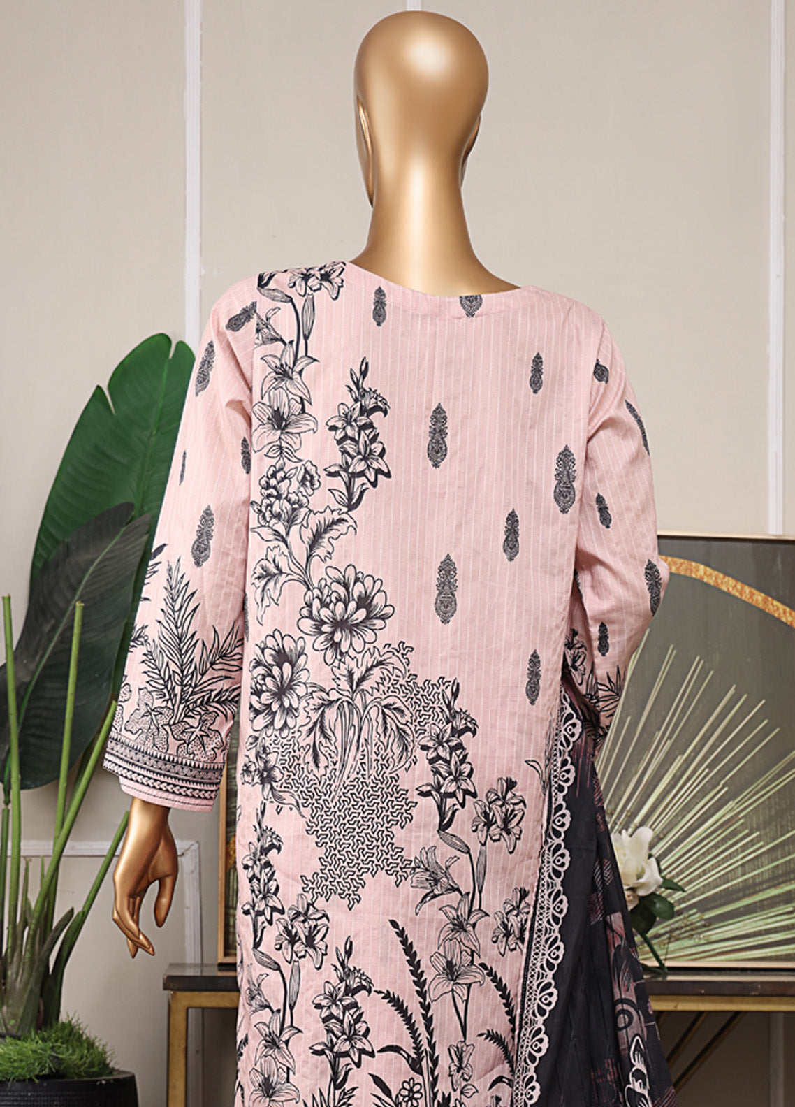 Nayab By HZ Textile Digital Printed Lawn 3 Piece Unstitched Suit HZ25NV2 NPD-01 Nayab By HZ Textile Digital Printed Lawn 3 Piece Unstitched Suit HZ25NV2 NPD-01