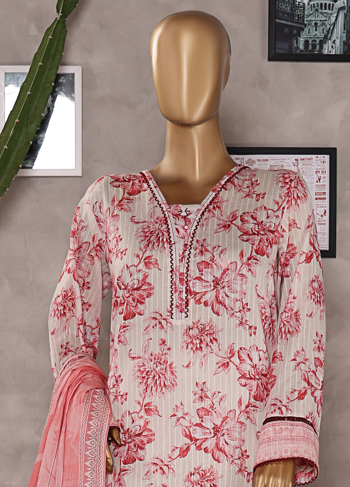 Nayab By HZ Textile Digital Printed Lawn 3 Piece Unstitched Suit HZ25NV2 NPD-03 Nayab By HZ Textile Digital Printed Lawn 3 Piece Unstitched Suit HZ25NV2 NPD-03