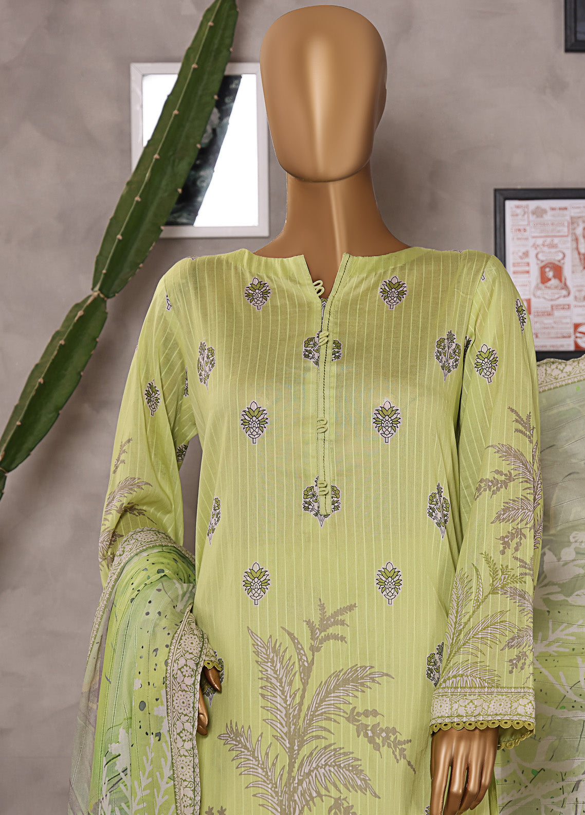 Nayab By HZ Textile Digital Printed Lawn 3 Piece Unstitched Suit HZ25NV2 NPD-06 Nayab By HZ Textile Digital Printed Lawn 3 Piece Unstitched Suit HZ25NV2 NPD-06