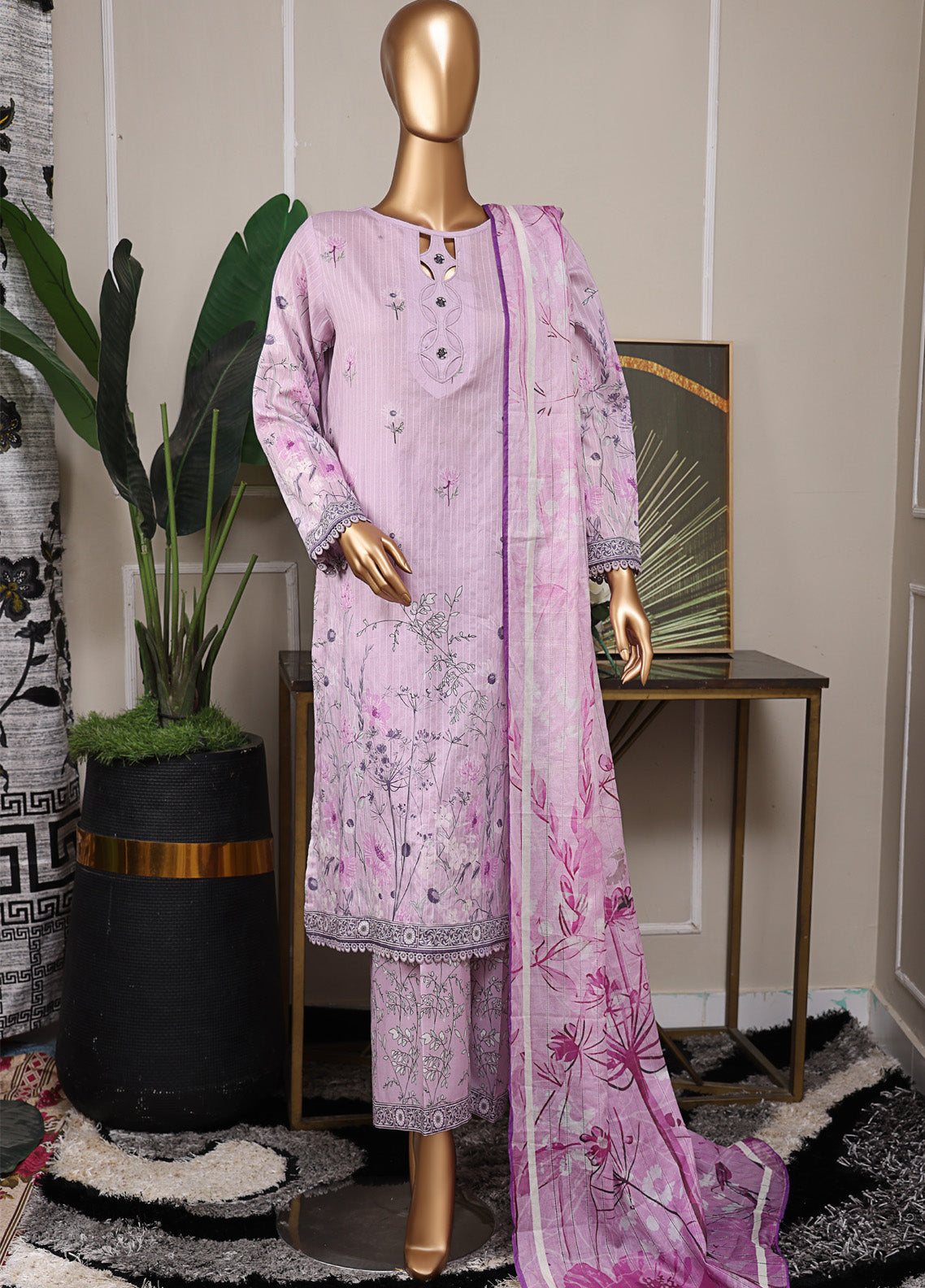 Nayab By HZ Textile Digital Printed Lawn 3 Piece Unstitched Suit HZ25NV2 NPD-08 Nayab By HZ Textile Digital Printed Lawn 3 Piece Unstitched Suit HZ25NV2 NPD-08