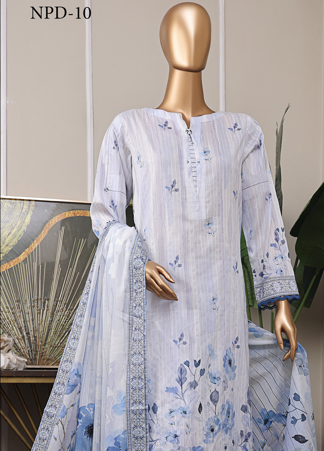 Nayab By HZ Textile Digital Printed Lawn 3 Piece Unstitched Suit HZ25NV2 NPD-10 Nayab By HZ Textile Digital Printed Lawn 3 Piece Unstitched Suit HZ25NV2 NPD-10