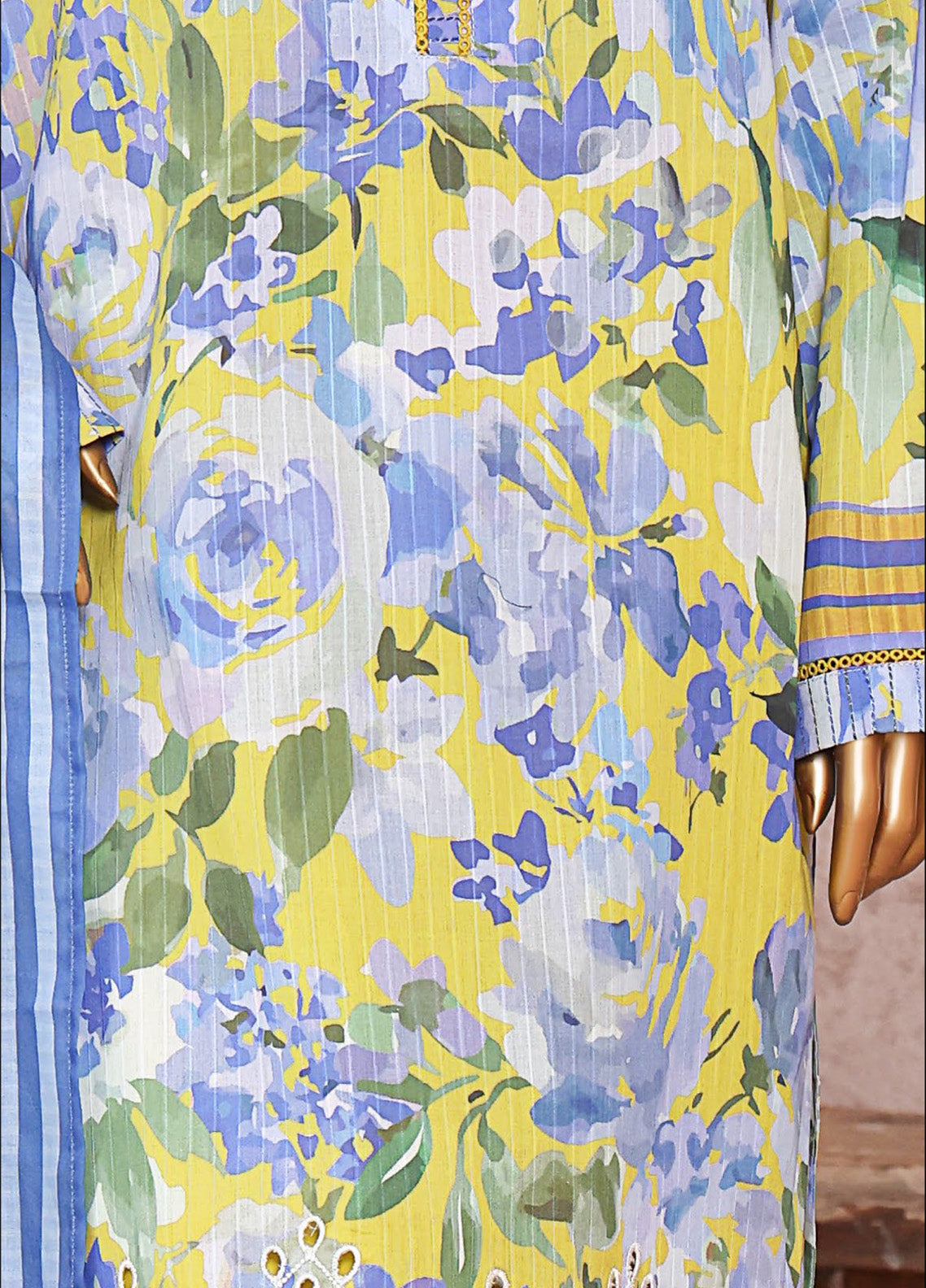 Nayab By HZ Textile Embroidered Cotton Lawn Doriya 3 Piece Unstitched Suit HZ24NED NEP-02 Nayab By HZ Textile Embroidered Cotton Lawn Doriya 3 Piece Unstitched Suit HZ24NED NEP-02