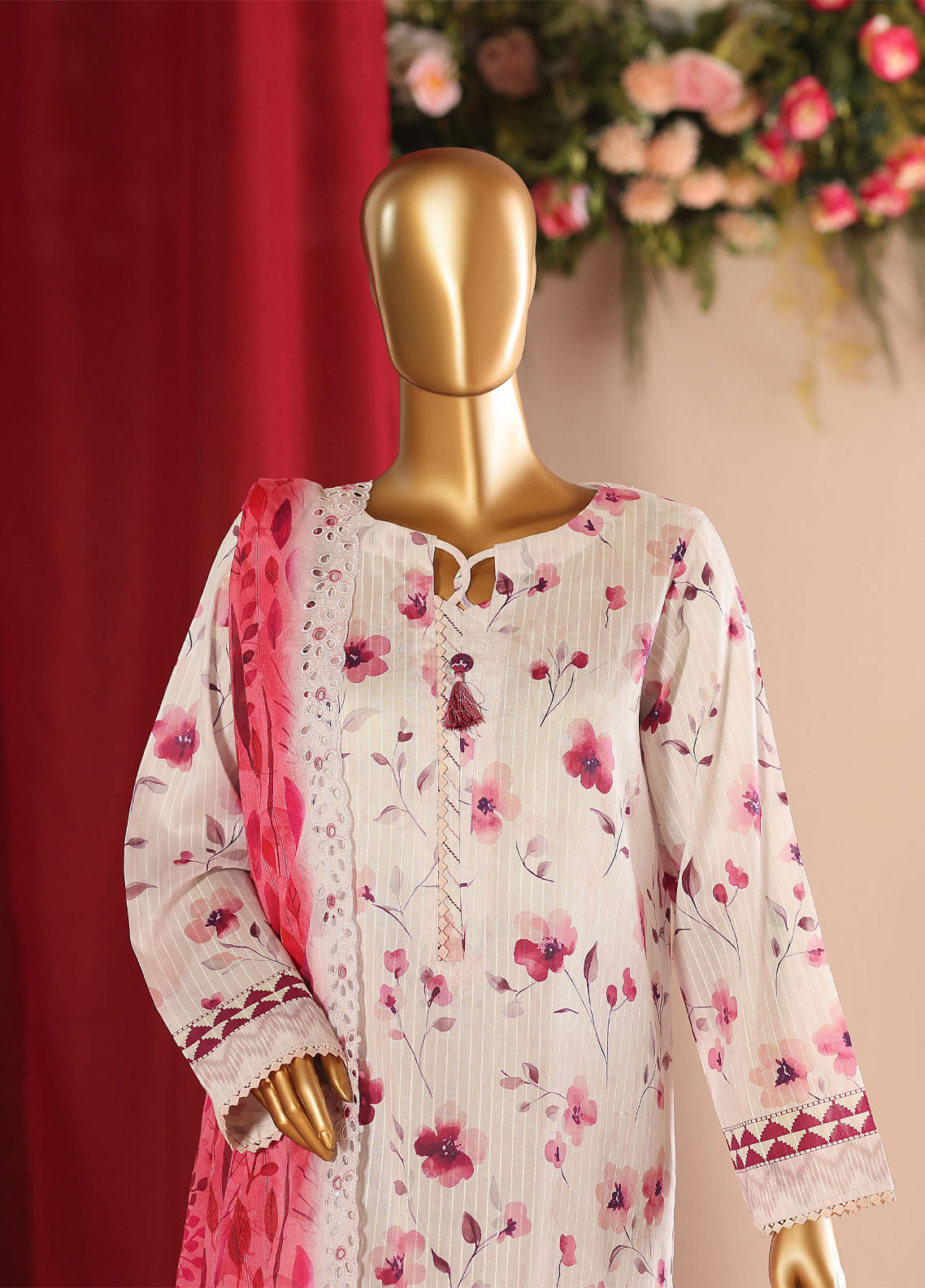Nayab By HZ Textiles Printkari Embroidered Lawn 3 Piece Unstitched Suit HZ26NPE D-NPE-06 Nayab By HZ Textiles Printkari Embroidered Lawn 3 Piece Unstitched Suit HZ26NPE D-NPE-06