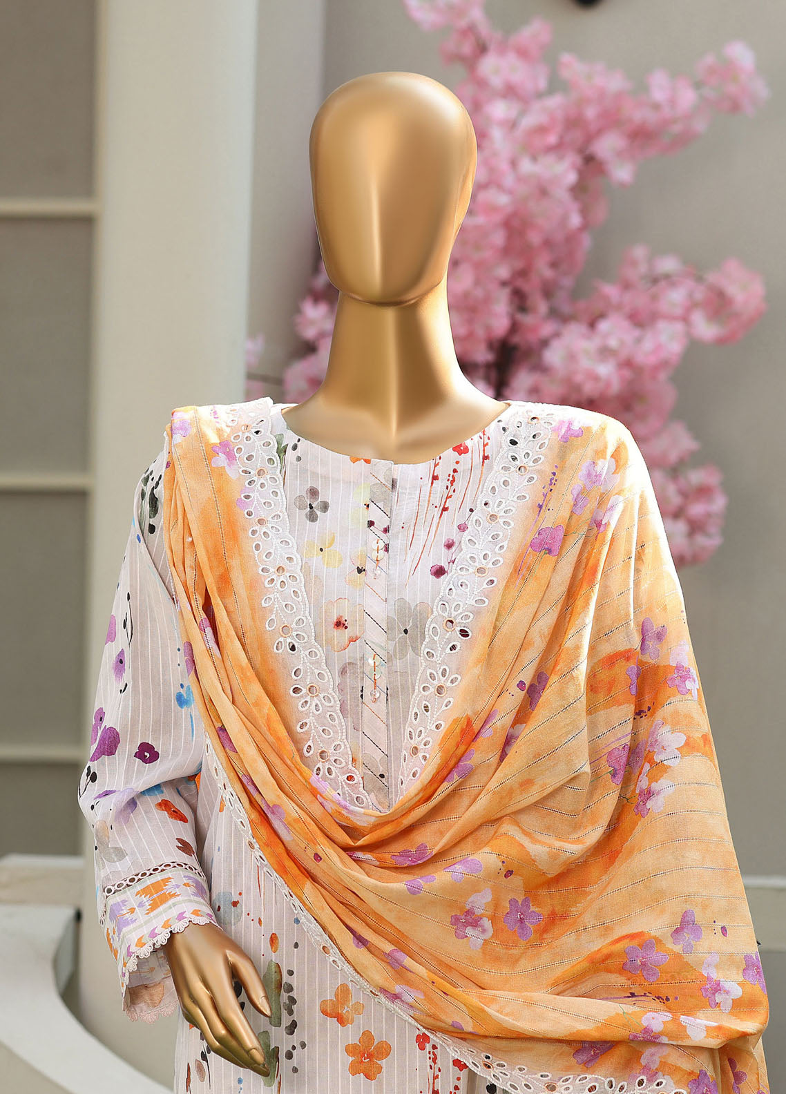 Nayab By HZ Textiles Printkari Embroidered Lawn 3 Piece Unstitched Suit HZ26NPE D-NPE-07 Nayab By HZ Textiles Printkari Embroidered Lawn 3 Piece Unstitched Suit HZ26NPE D-NPE-07