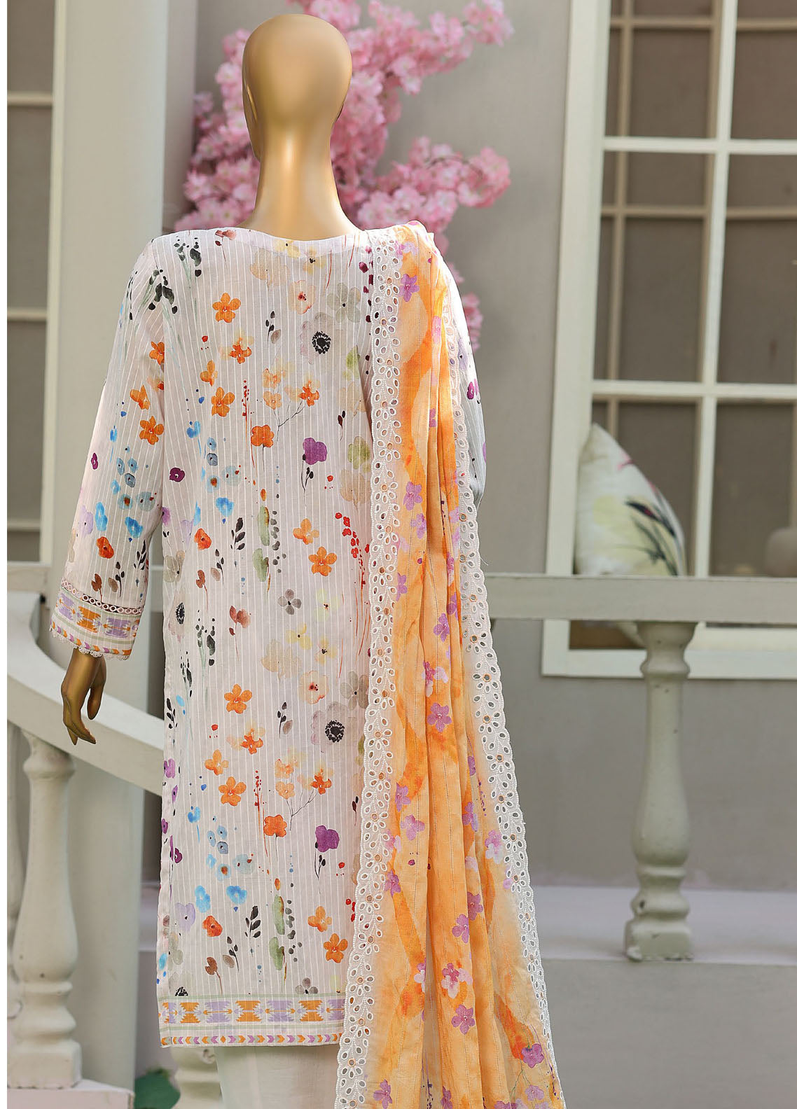 Nayab By HZ Textiles Printkari Embroidered Lawn 3 Piece Unstitched Suit HZ26NPE D-NPE-07 Nayab By HZ Textiles Printkari Embroidered Lawn 3 Piece Unstitched Suit HZ26NPE D-NPE-07