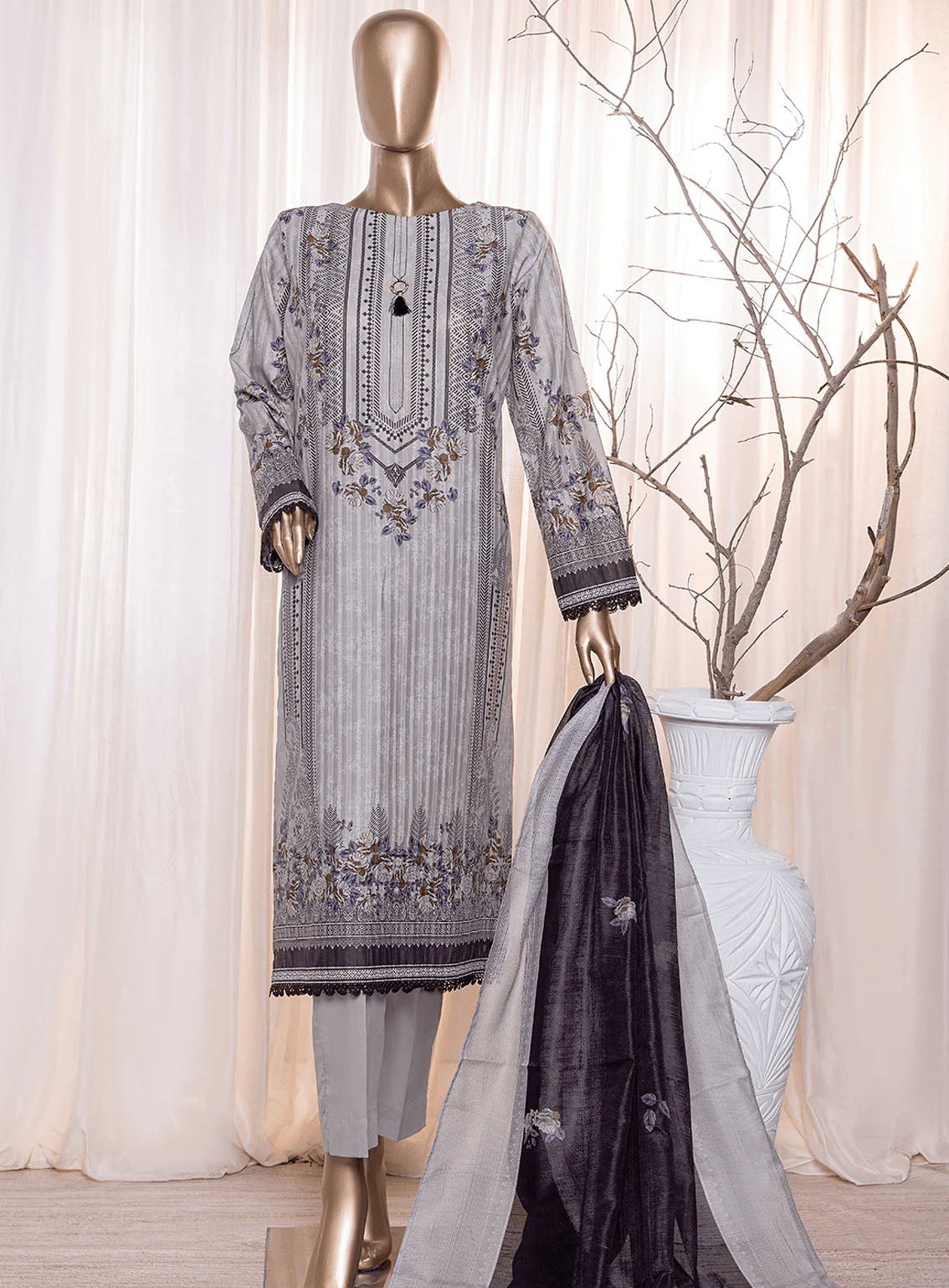 Ninokara By HZ Textile Digital Printed Lawn 3 Piece Unstitched Suit HZ24NK NP-205 Ninokara By HZ Textile Digital Printed Lawn 3 Piece Unstitched Suit HZ24NK NP-205