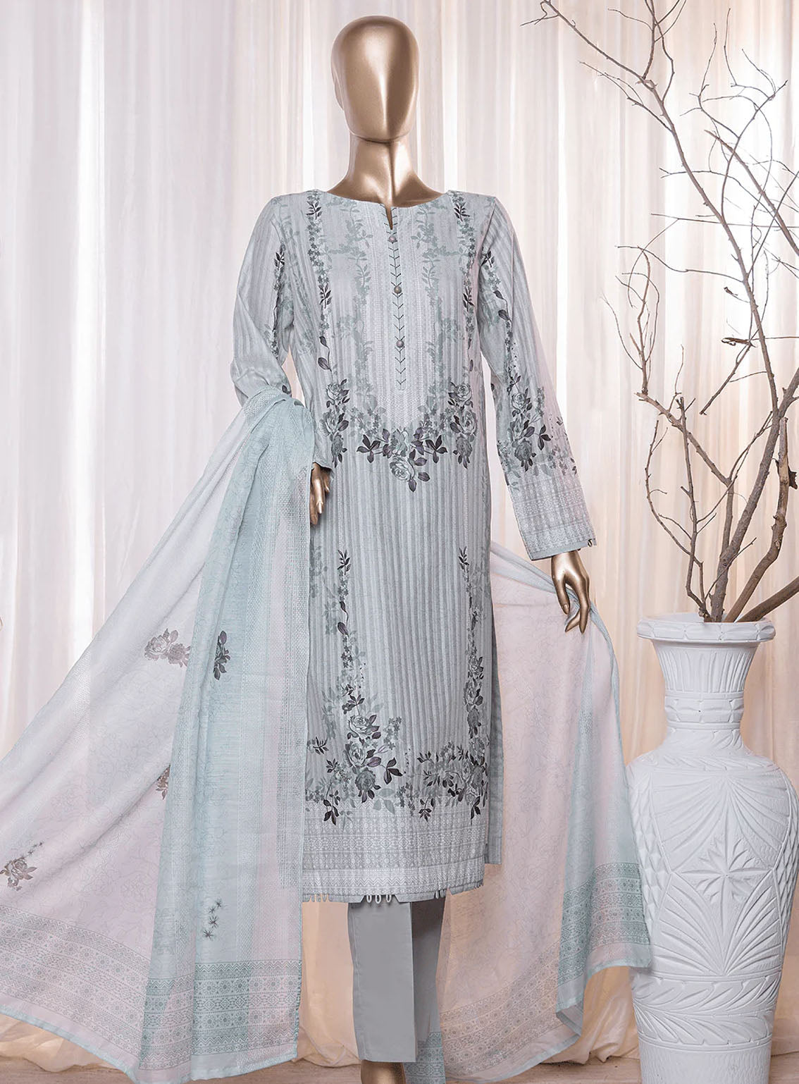 Ninokara By HZ Textile Digital Printed Lawn 3 Piece Unstitched Suit HZ24NK NP-206 Ninokara By HZ Textile Digital Printed Lawn 3 Piece Unstitched Suit HZ24NK NP-206