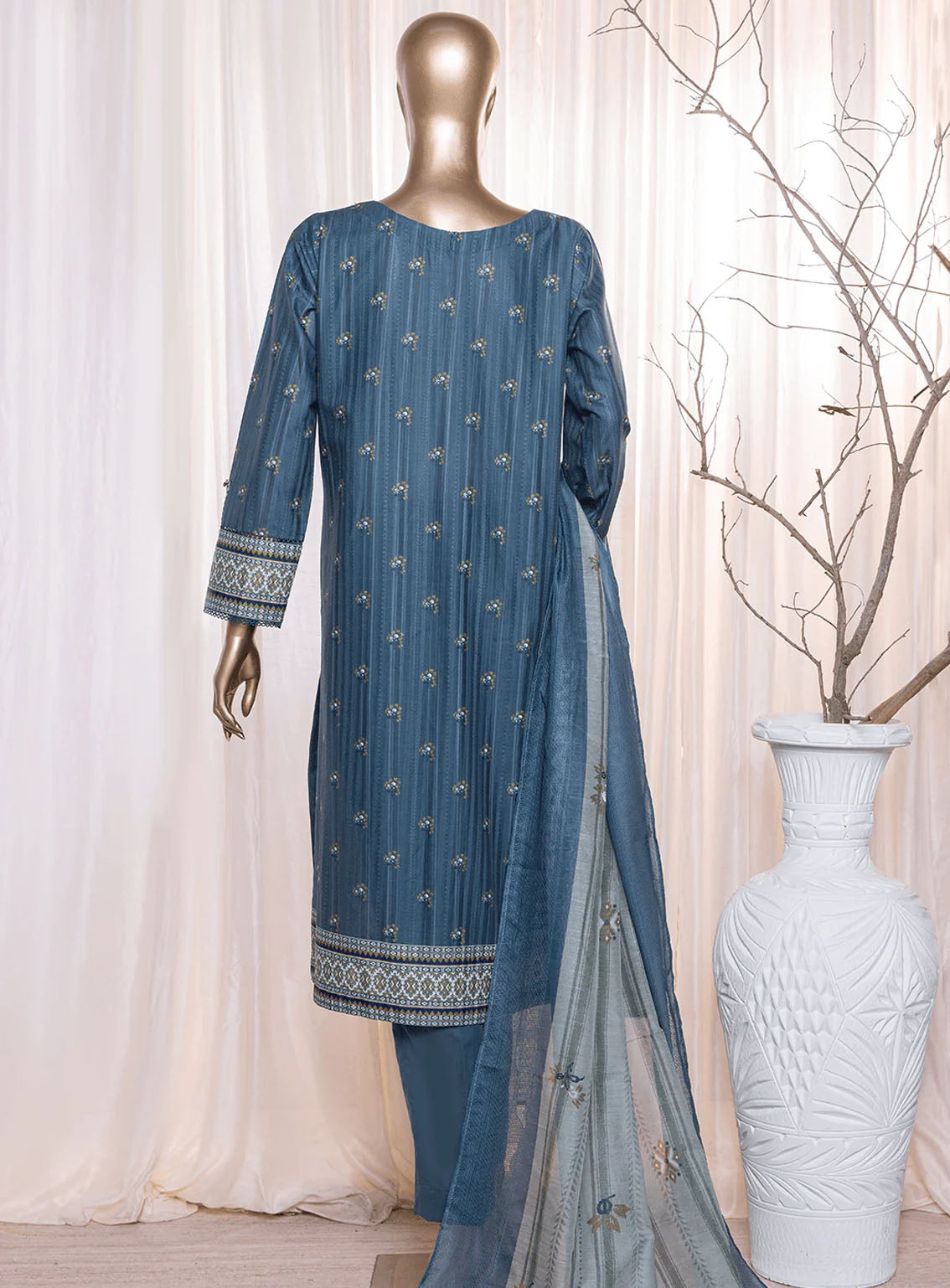 Ninokara By HZ Textile Digital Printed Lawn 3 Piece Unstitched Suit HZ24NK NP-210 Ninokara By HZ Textile Digital Printed Lawn 3 Piece Unstitched Suit HZ24NK NP-210