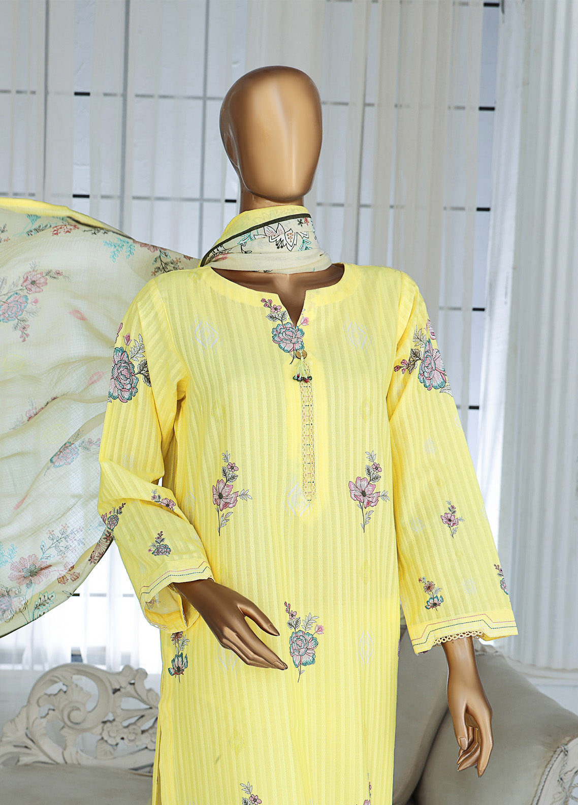 Ninokara Prints By HZ Textile Printed Lawn 3 Piece Unstitched Suit HZ25N NP-1178 Ninokara Prints By HZ Textile Printed Lawn 3 Piece Unstitched Suit HZ25N NP-1178