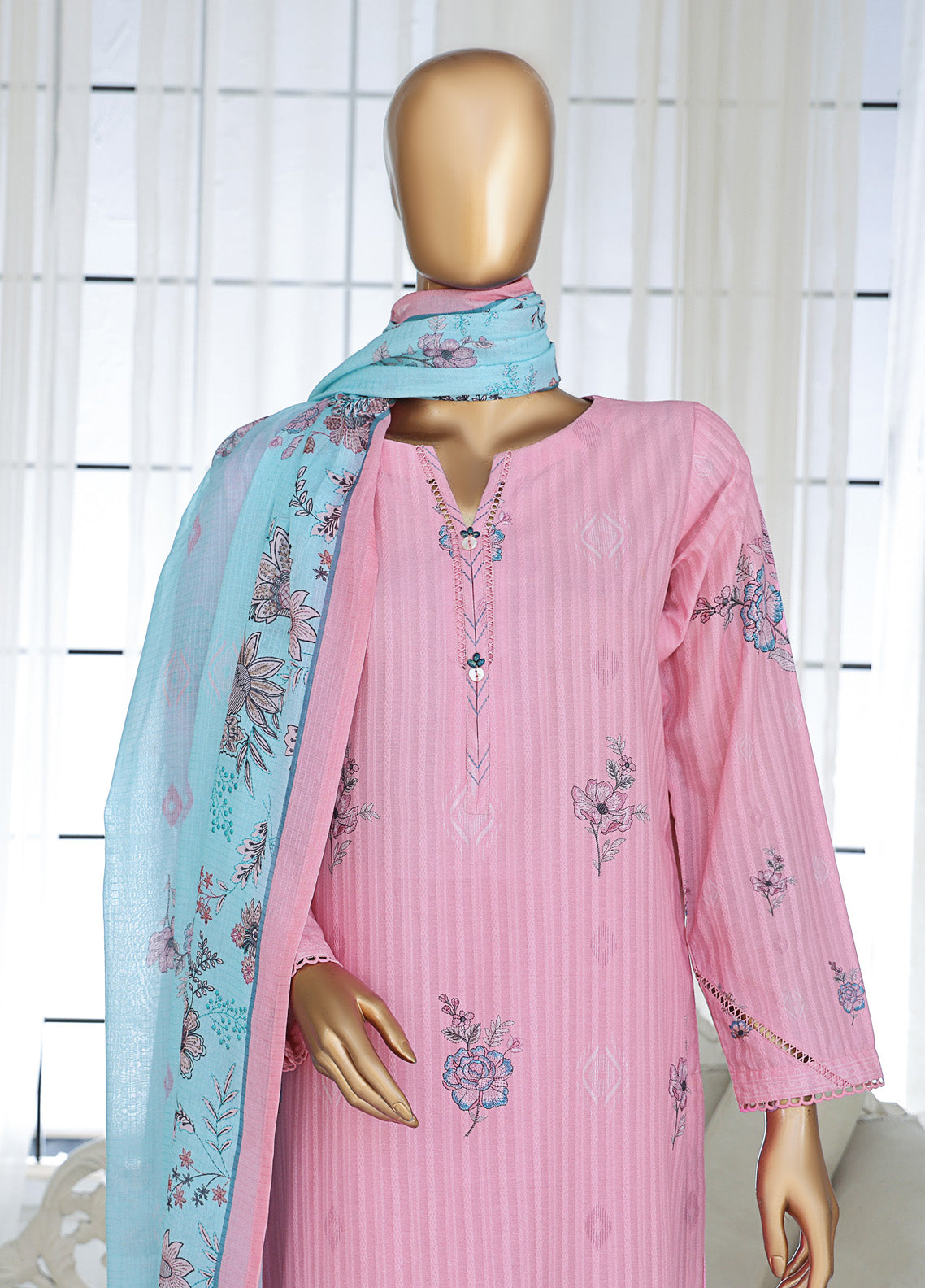 Ninokara Prints By HZ Textile Printed Lawn 3 Piece Unstitched Suit HZ25N NP-1179 Ninokara Prints By HZ Textile Printed Lawn 3 Piece Unstitched Suit HZ25N NP-1179