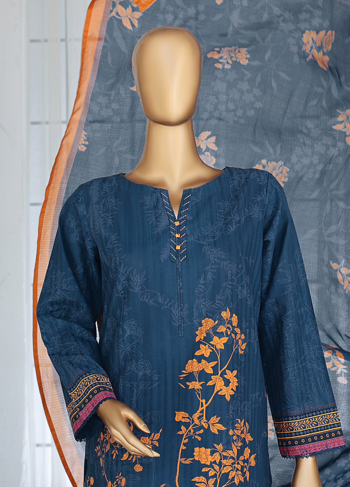 Ninokara Prints By HZ Textile Printed Lawn 3 Piece Unstitched Suit HZ25N NP-1180 Ninokara Prints By HZ Textile Printed Lawn 3 Piece Unstitched Suit HZ25N NP-1180