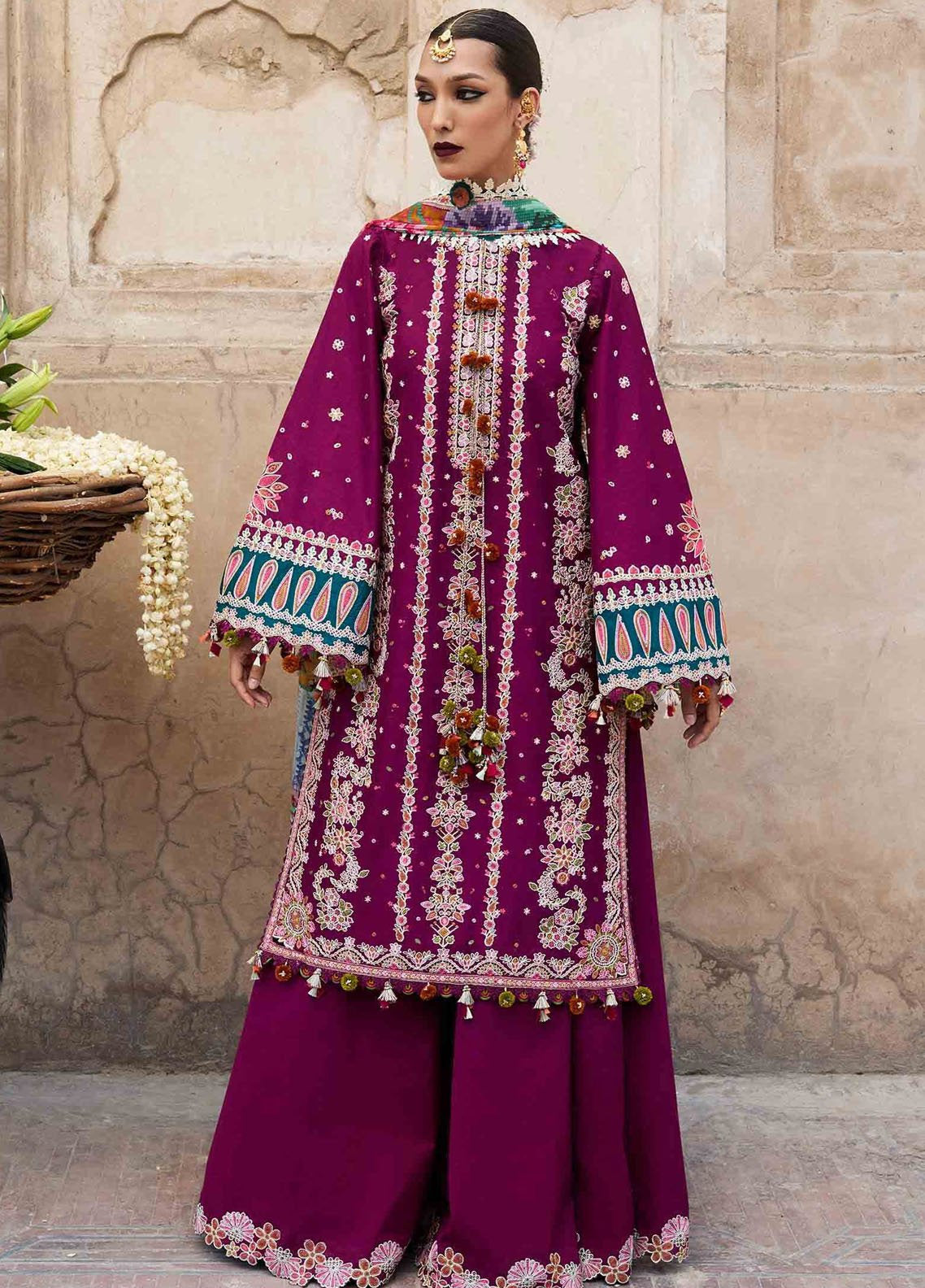 Nirmal By Hussain Rehar Embroidered Lawn 3 Piece Unstitched Suit HR25N D-KAHEI Nirmal By Hussain Rehar Embroidered Lawn 3 Piece Unstitched Suit HR25N D-KAHEI