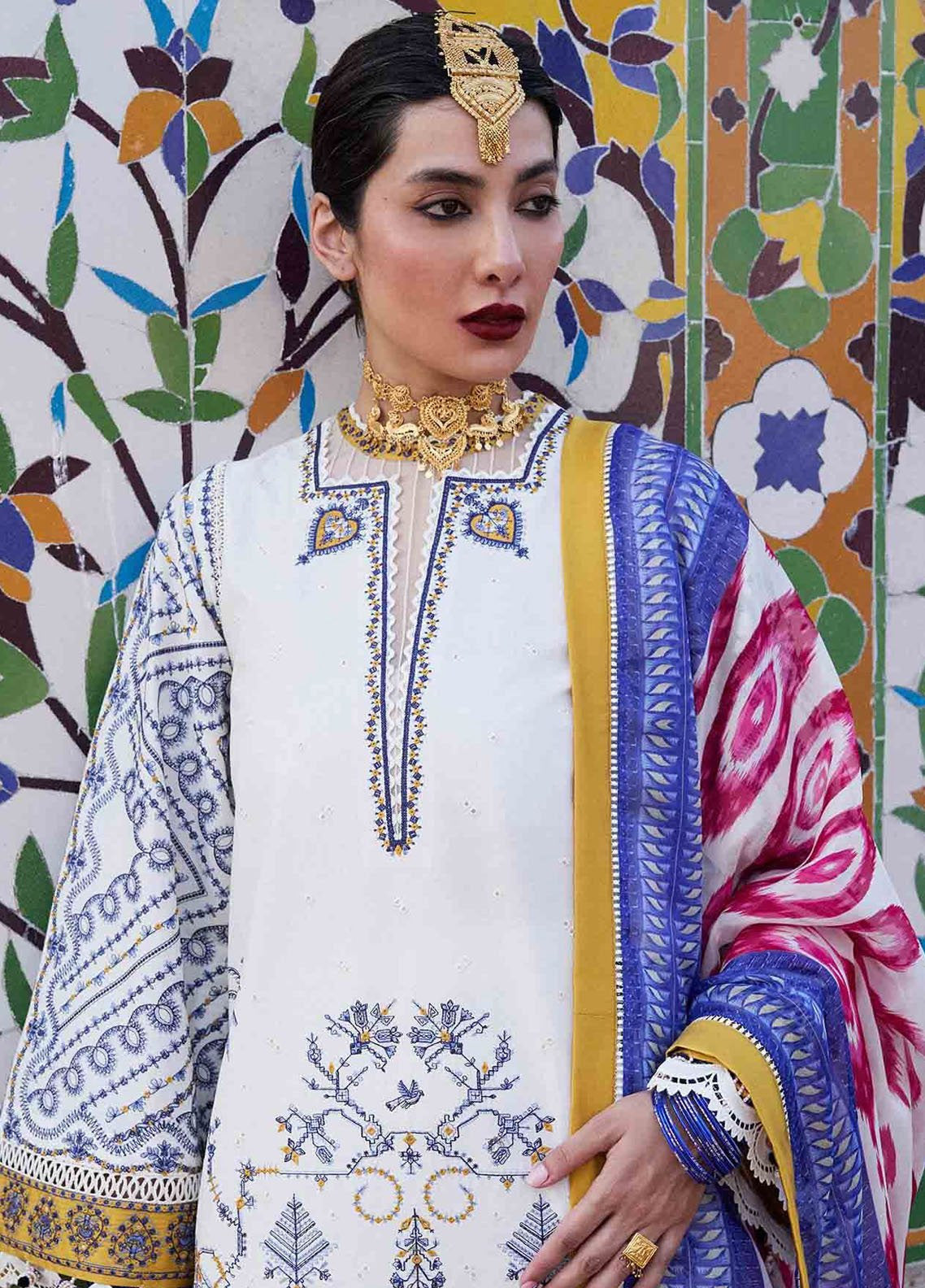 Nirmal By Hussain Rehar Embroidered Lawn 3 Piece Unstitched Suit HR25N D-MOTIA Nirmal By Hussain Rehar Embroidered Lawn 3 Piece Unstitched Suit HR25N D-MOTIA