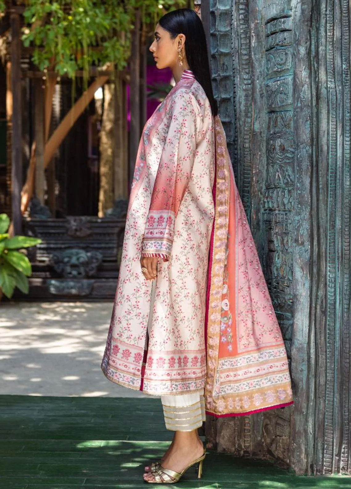Nirvana By Mushq Embroidered Raw Silk 3 Piece Unstitched Suit MQ24N MPS-04 ROSEATE Nirvana By Mushq Embroidered Raw Silk 3 Piece Unstitched Suit MQ24N MPS-04 ROSEATE
