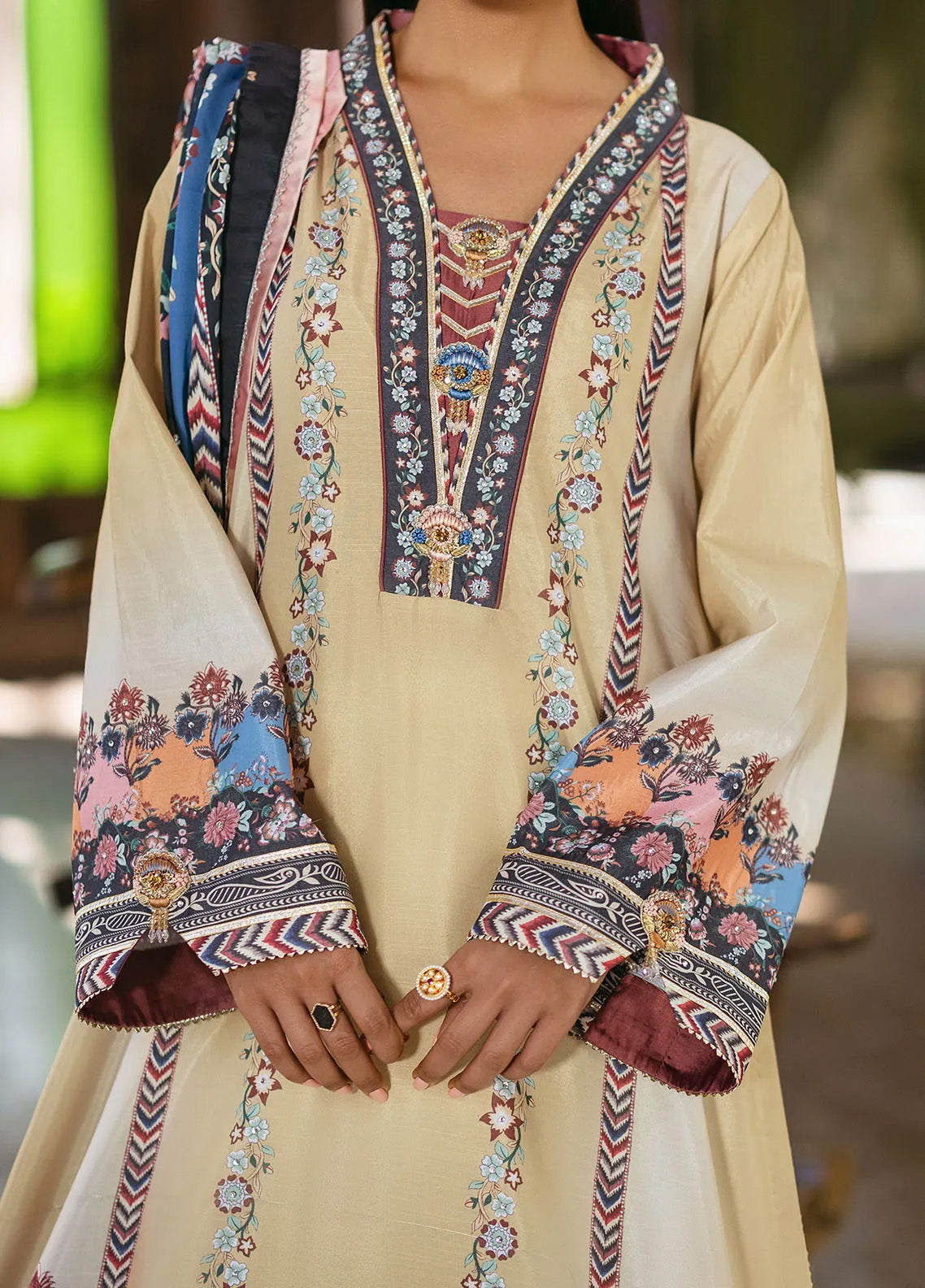 Nirvana By Mushq Embroidered Raw Silk 3 Piece Unstitched Suit MQ24N MPS-09 TAUPE Nirvana By Mushq Embroidered Raw Silk 3 Piece Unstitched Suit MQ24N MPS-09 TAUPE