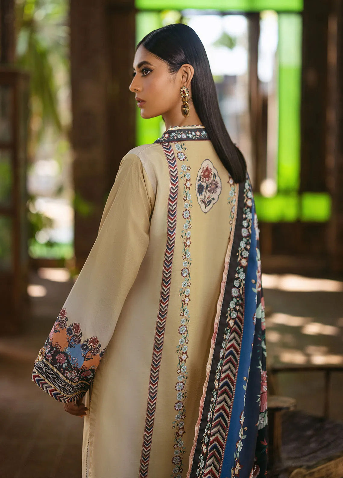Nirvana By Mushq Embroidered Raw Silk 3 Piece Unstitched Suit MQ24N MPS-09 TAUPE Nirvana By Mushq Embroidered Raw Silk 3 Piece Unstitched Suit MQ24N MPS-09 TAUPE