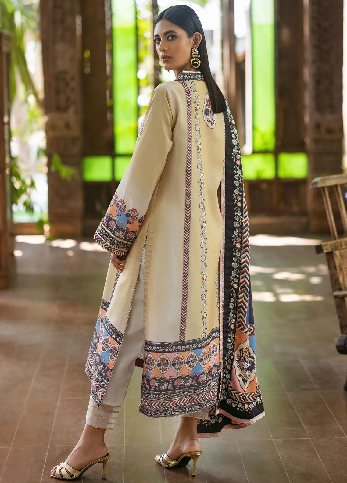 Nirvana By Mushq Embroidered Raw Silk 3 Piece Unstitched Suit MQ24N MPS-09 TAUPE Nirvana By Mushq Embroidered Raw Silk 3 Piece Unstitched Suit MQ24N MPS-09 TAUPE
