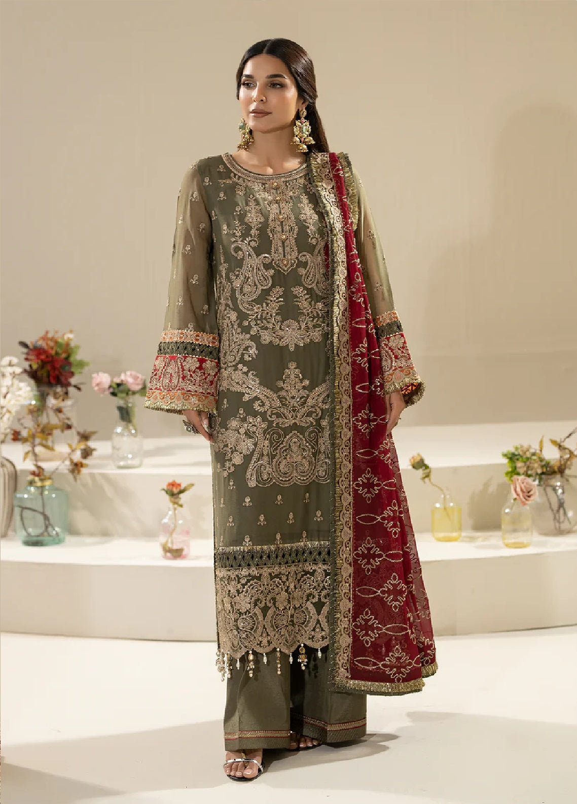 Nisha By Imrozia Embroidered Chiffon 3 Piece Unstitched Suit IM25NELC M-81 ALEHA Nisha By Imrozia Embroidered Chiffon 3 Piece Unstitched Suit IM25NELC M-81 ALEHA