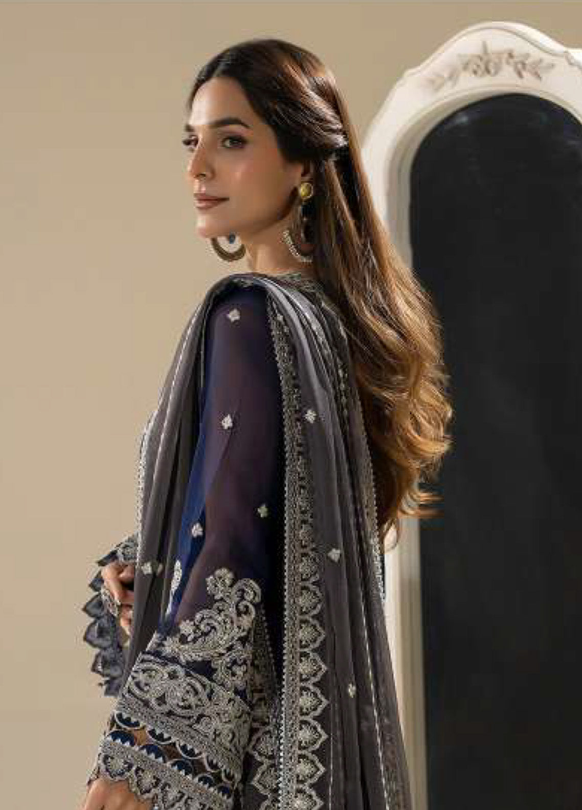 Nisha By Imrozia Embroidered Chiffon 3 Piece Unstitched Suit IM25NELC M-89 LAMIYA Nisha By Imrozia Embroidered Chiffon 3 Piece Unstitched Suit IM25NELC M-89 LAMIYA