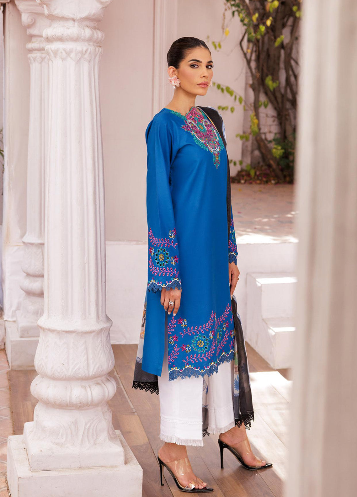 Nissa By RajBari Embroidered Lawn 3 Piece Unstitched Suit RB25N D-04 Nissa By RajBari Embroidered Lawn 3 Piece Unstitched Suit RB25N D-04