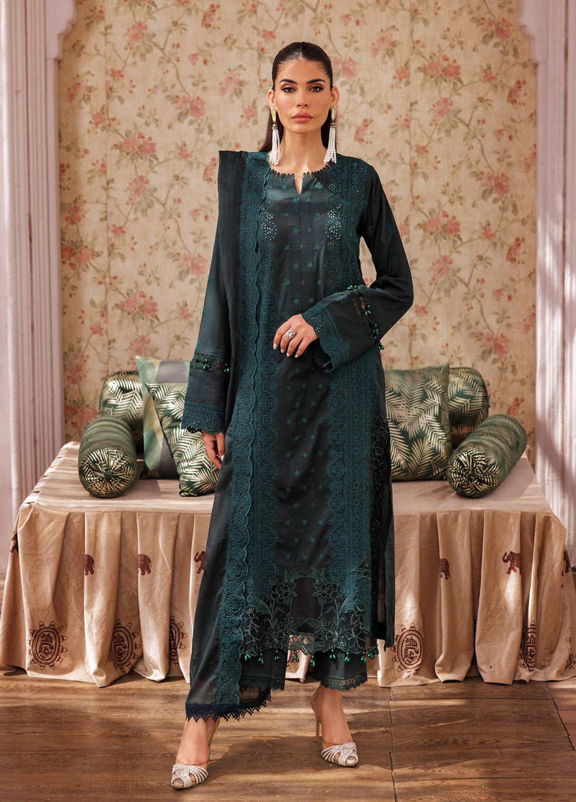 Nissa By RajBari Embroidered Lawn 3 Piece Unstitched Suit RB25N D-05 Nissa By RajBari Embroidered Lawn 3 Piece Unstitched Suit RB25N D-05