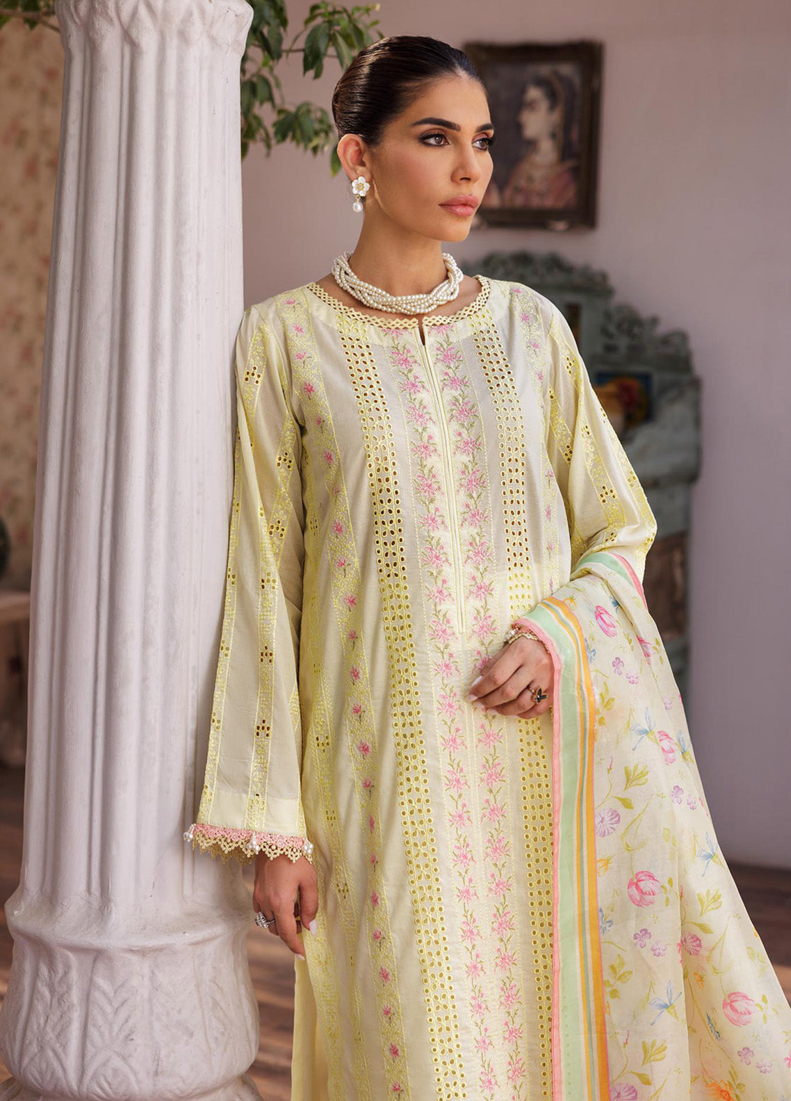 Nissa By RajBari Embroidered Lawn 3 Piece Unstitched Suit RB25N D-09 Nissa By RajBari Embroidered Lawn 3 Piece Unstitched Suit RB25N D-09