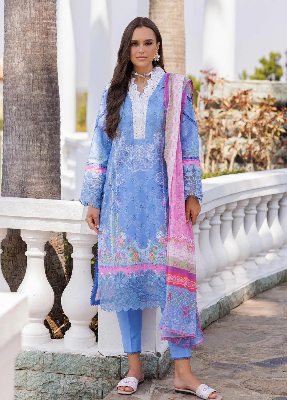 Nissa By RajBari Embroidered Lawn 3 Piece Unstitched Suit RB25NFS D-02 Nissa By RajBari Embroidered Lawn 3 Piece Unstitched Suit RB25NFS D-02