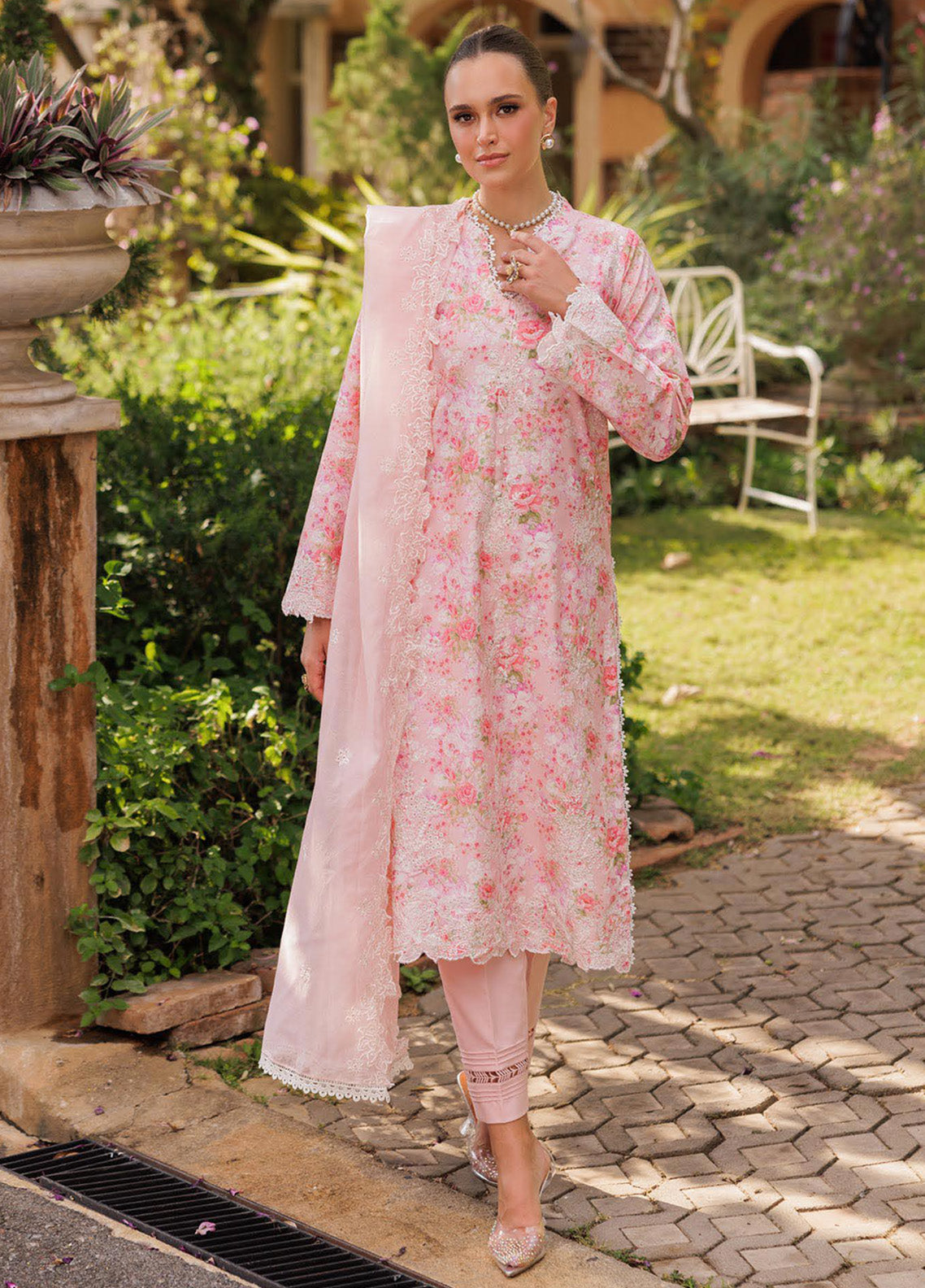 Nissa By RajBari Embroidered Lawn 3 Piece Unstitched Suit RB25NFS D-03 Nissa By RajBari Embroidered Lawn 3 Piece Unstitched Suit RB25NFS D-03